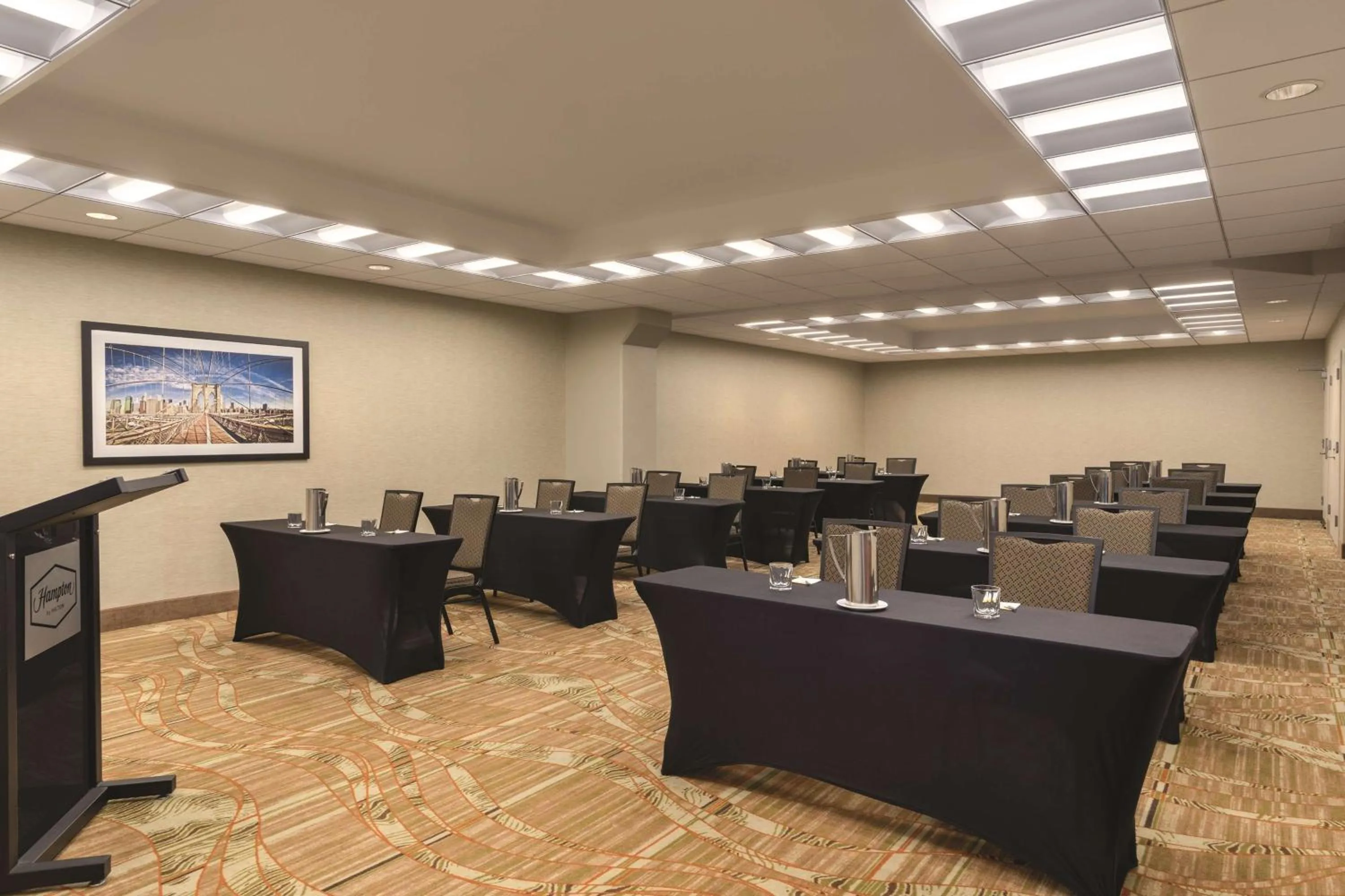 Meeting/conference room in Hampton Inn New York - LaGuardia Airport
