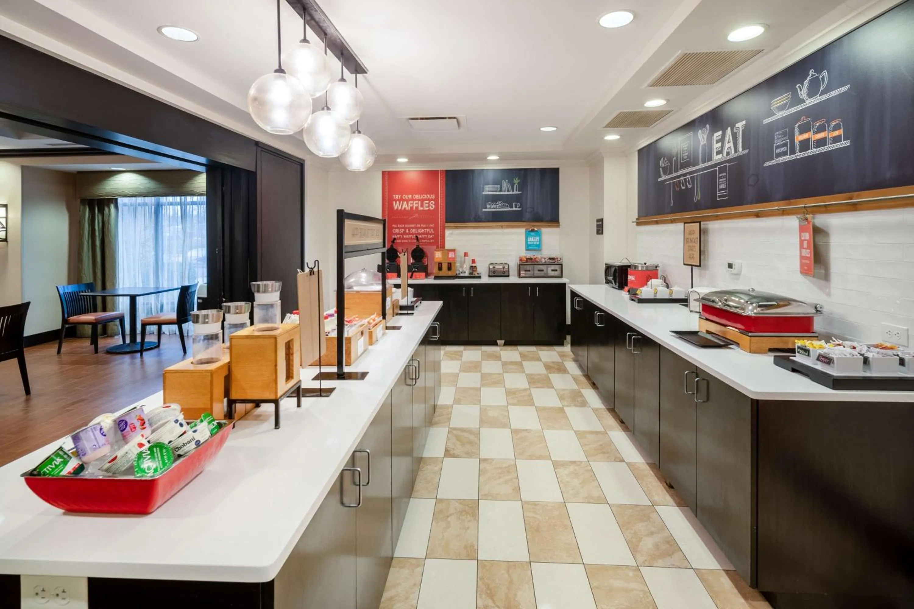 Breakfast in Hampton Inn Covington