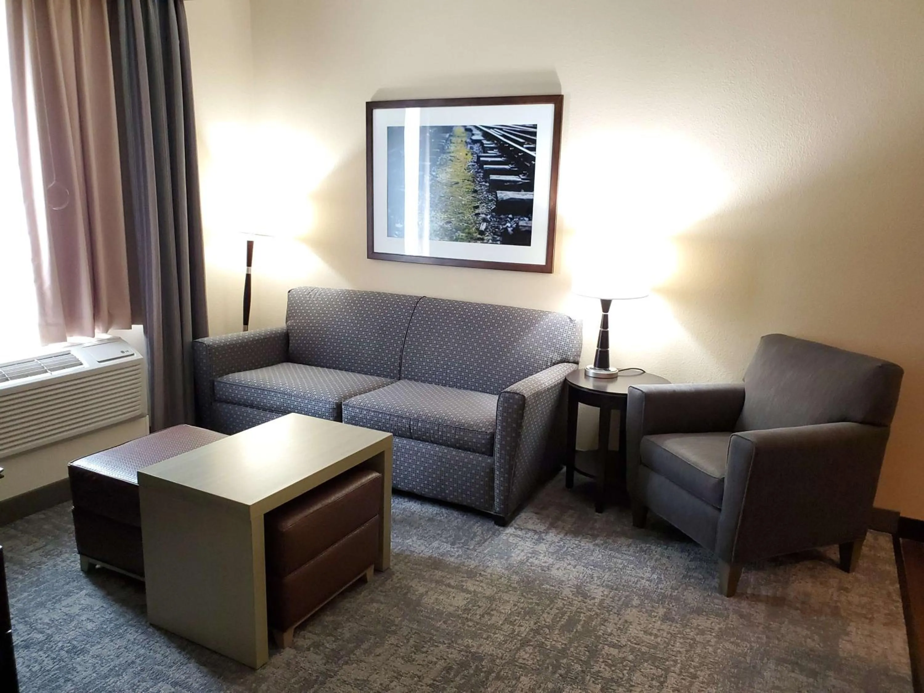 Living room in Homewood Suites by Hilton Phoenix Chandler Fashion Center