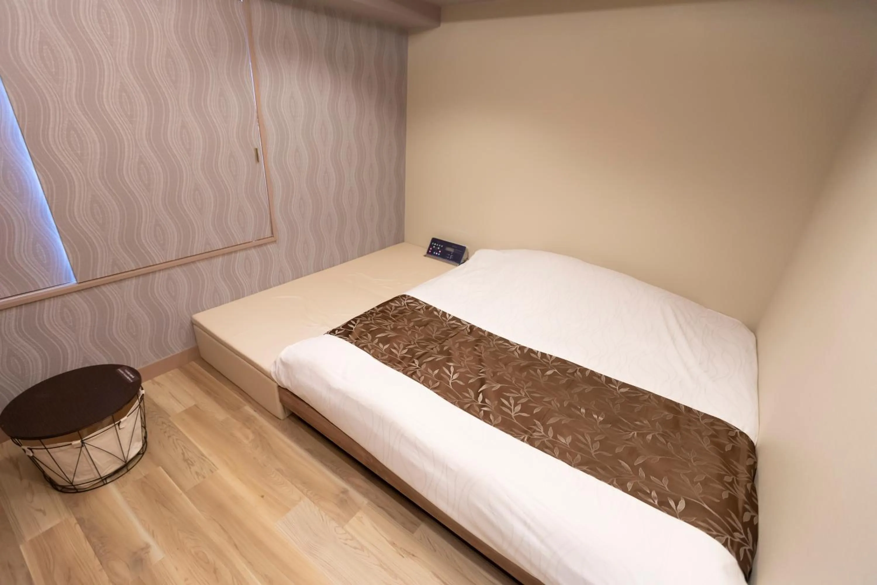 Bedroom, Bed in HOTEL ATLAS Shinkabukicho (Adult Only)