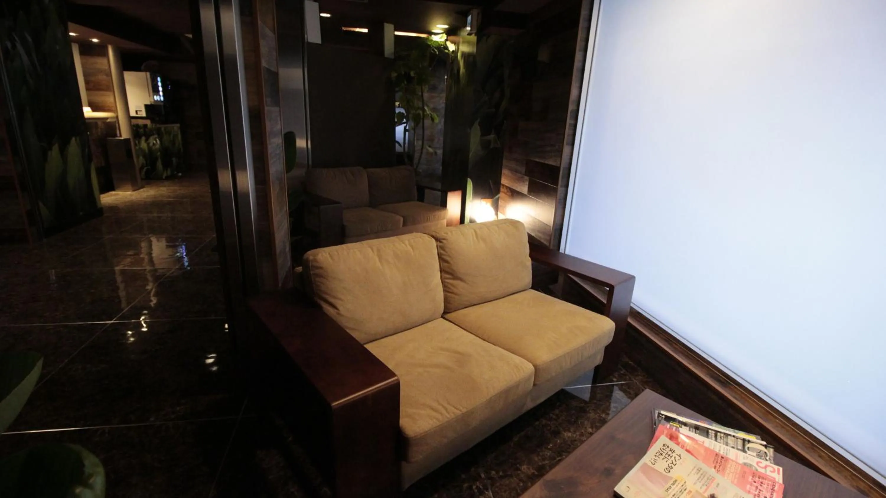 Lobby or reception in HOTEL ATLAS Shinkabukicho (Adult Only)