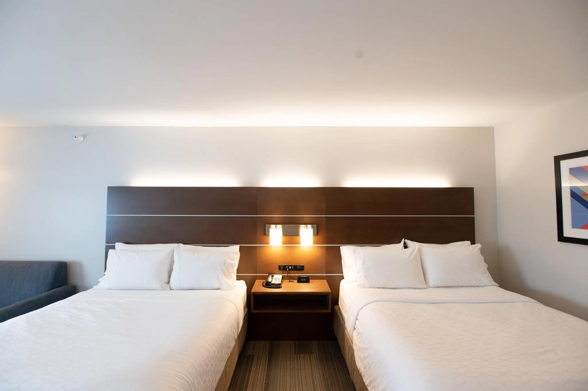 Photo of the whole room, Bed in Holiday Inn Express Houghton-Keweenaw by IHG