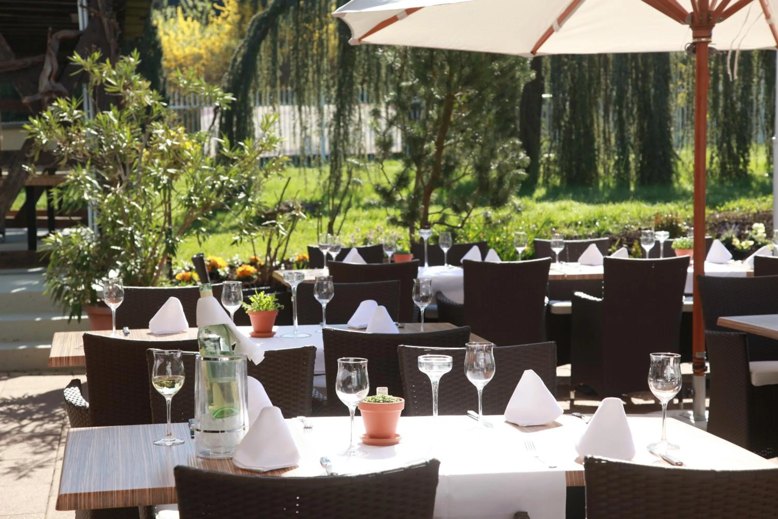 Restaurant/places to eat in Alemannenhof