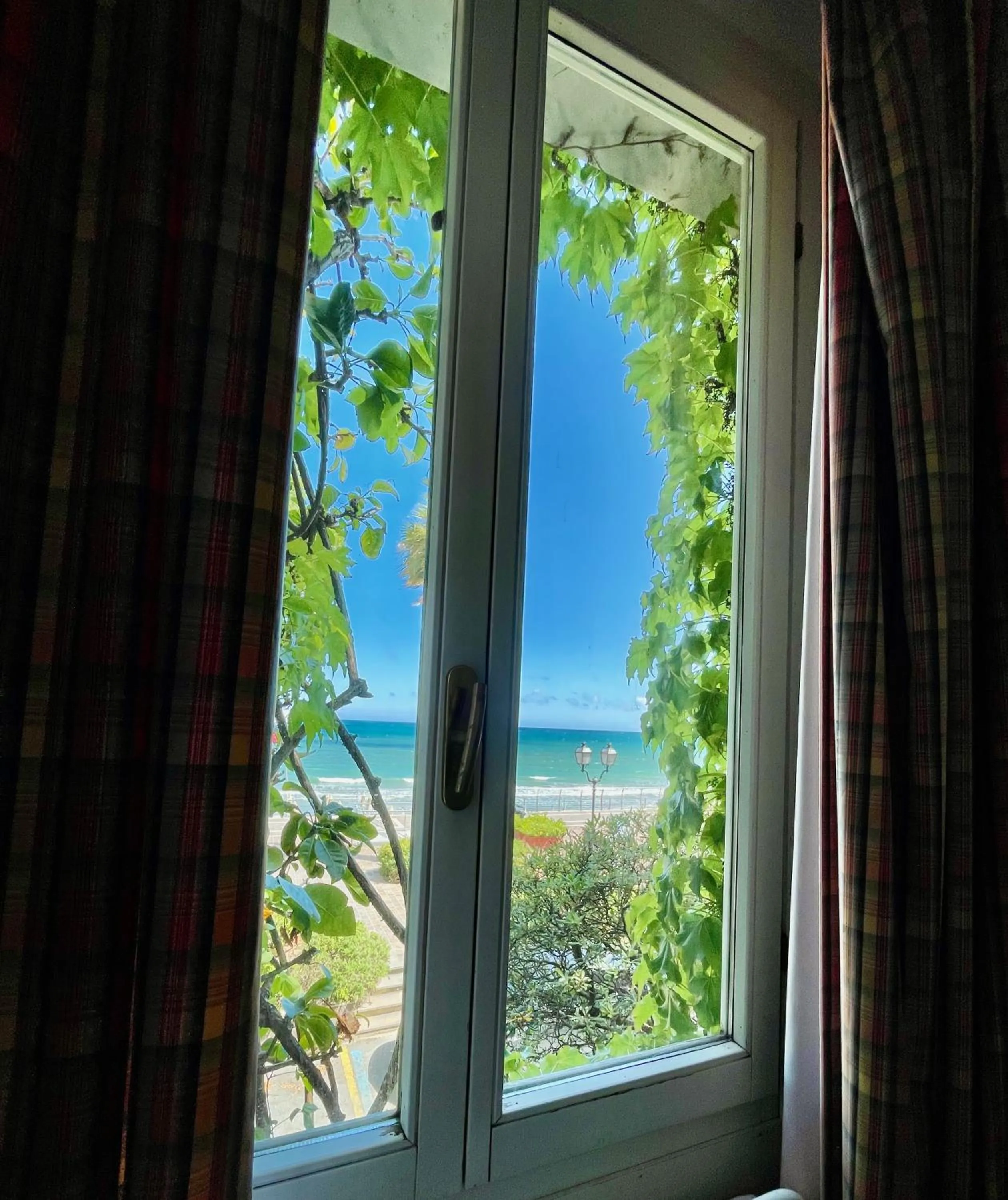 Sea view in Hotel Beau Rivage