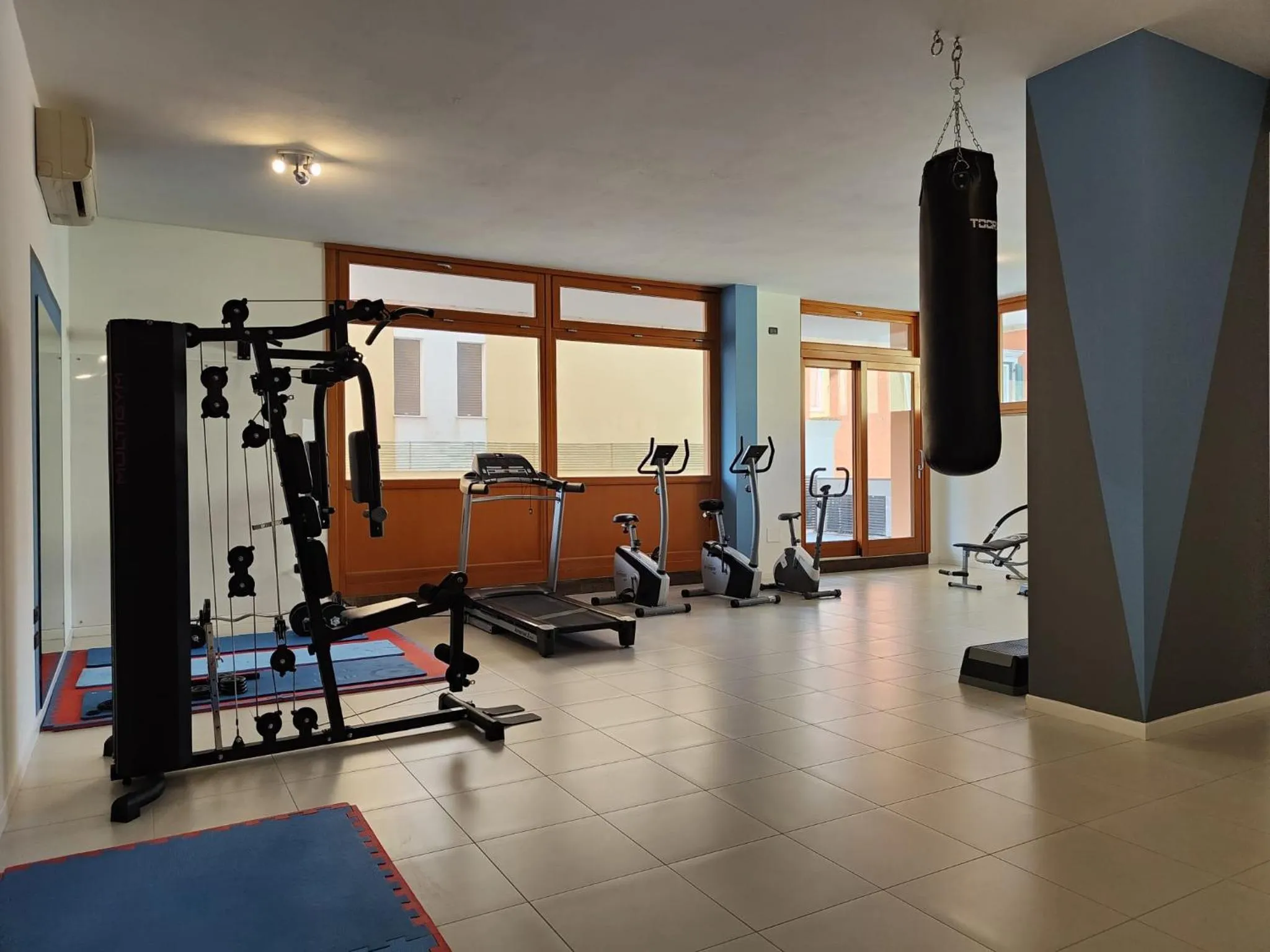 Fitness centre/facilities in Aparthotel Capitol