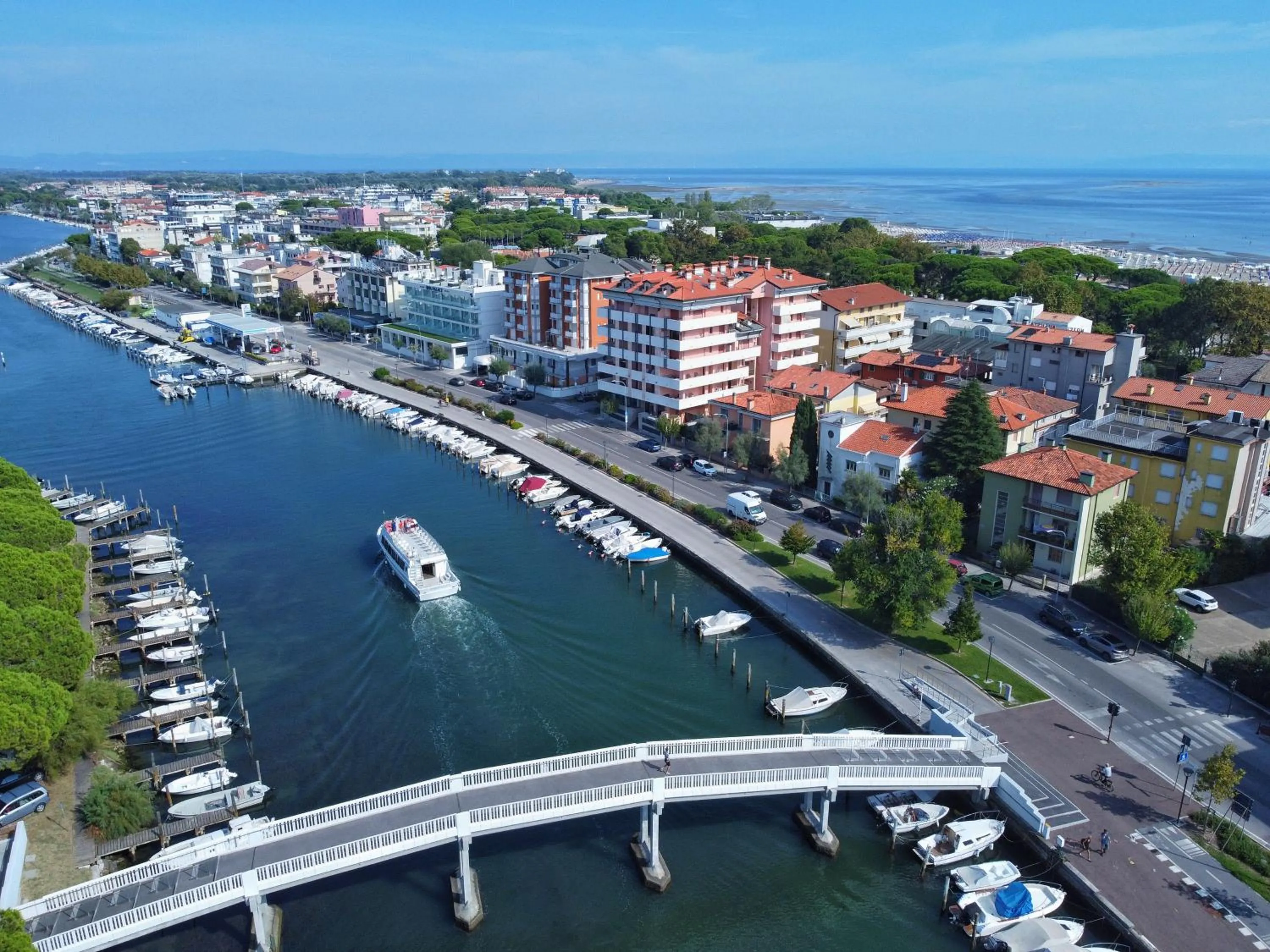 Bird's eye view in Aparthotel Capitol
