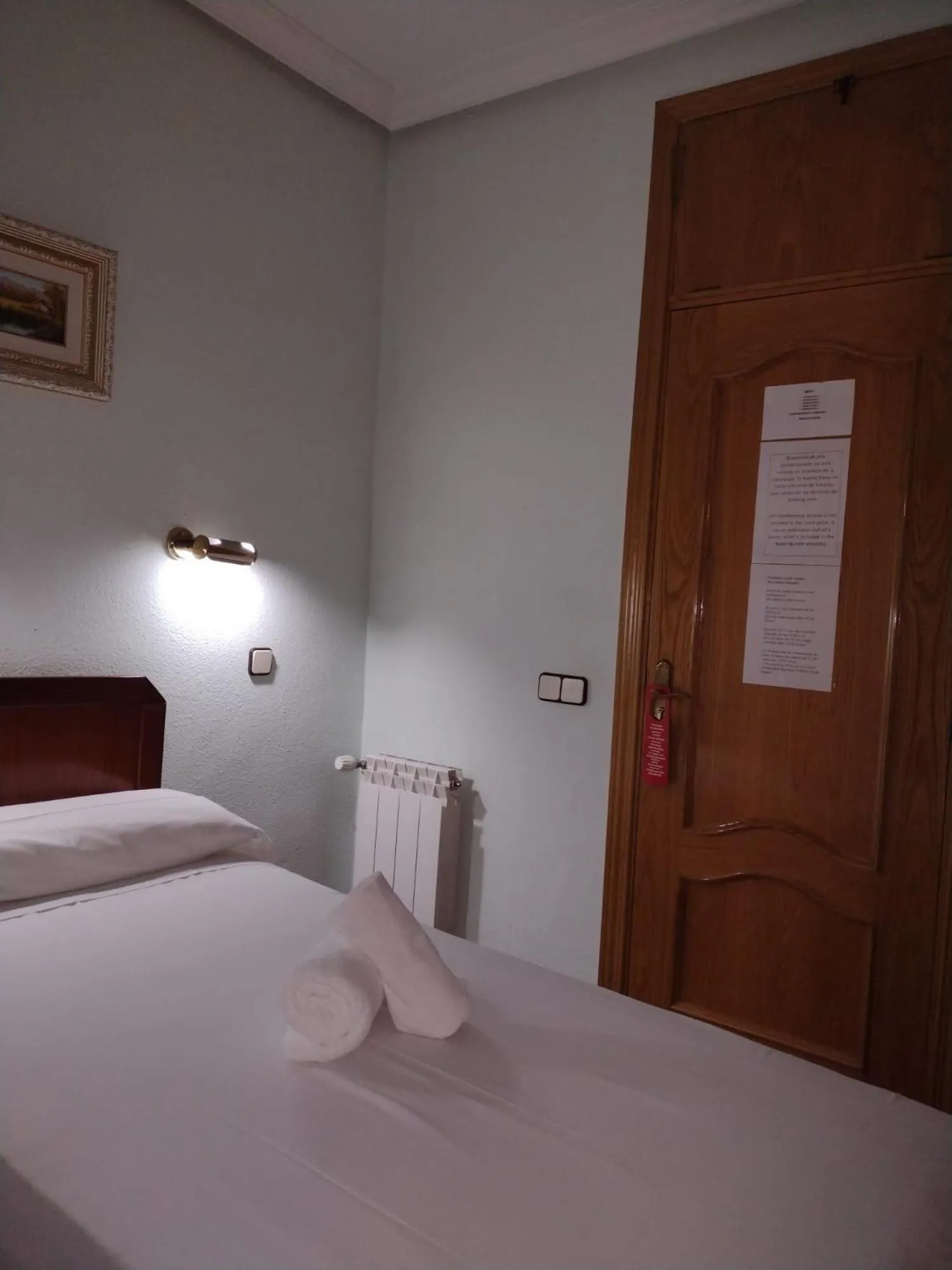 Photo of the whole room, Bed in Hostal Sardinero