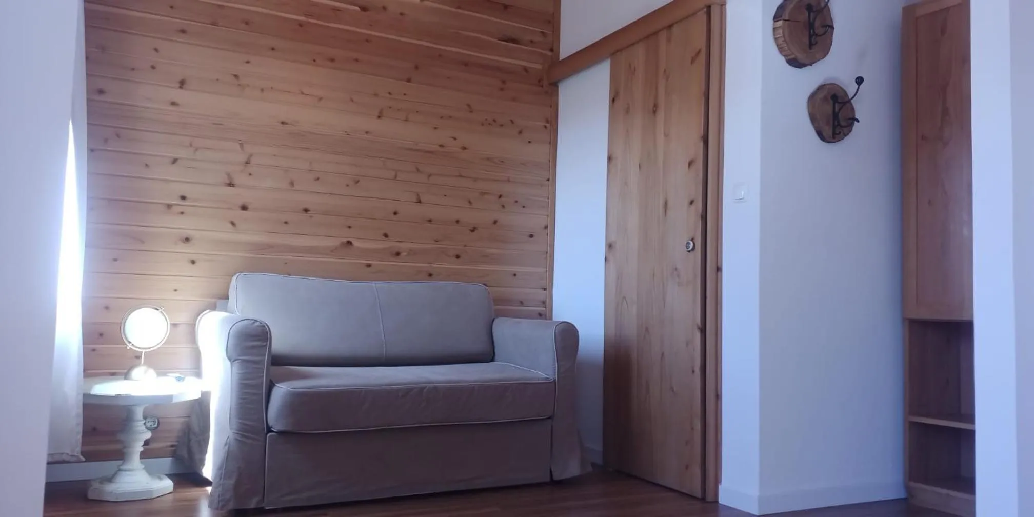 Porto Pim Guest House