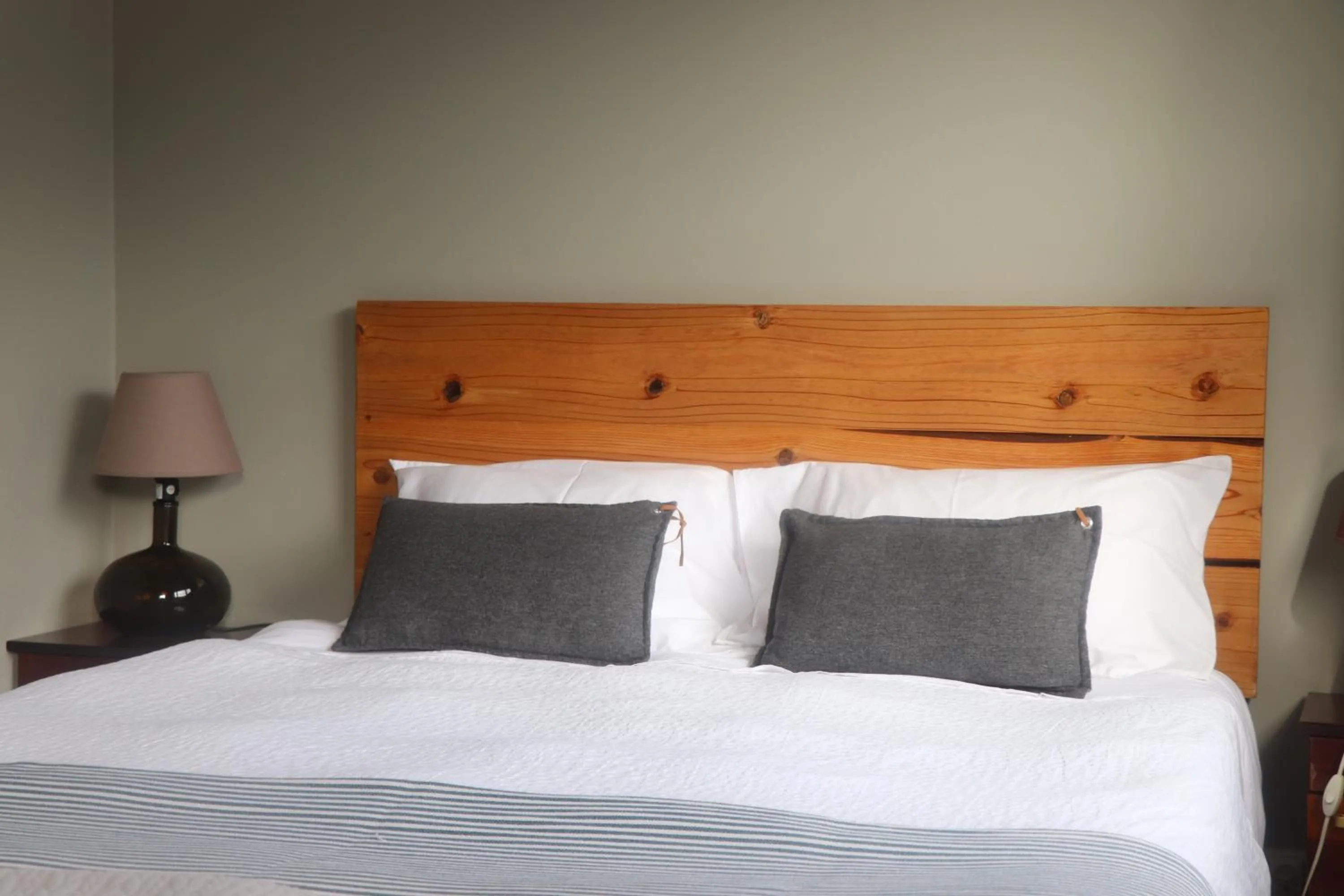 Bed in Porto Pim Guest House