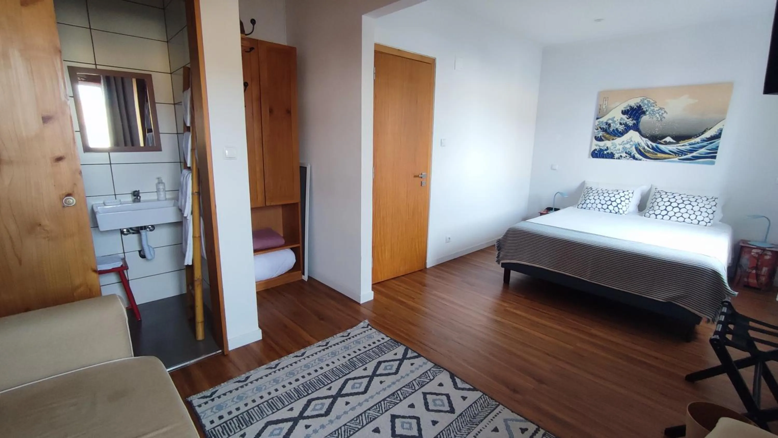 Bed in Porto Pim Guest House