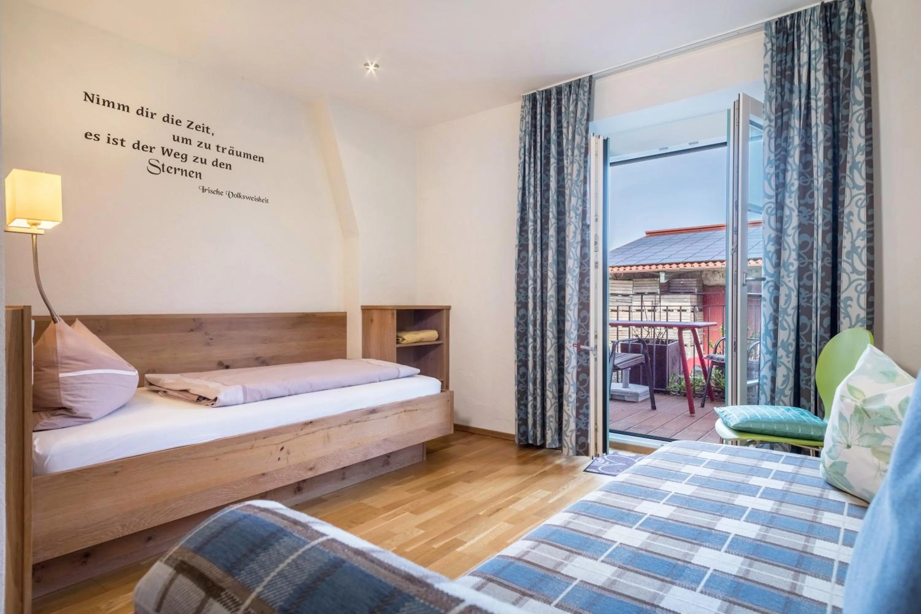 Property building, Bed in Obst- Ferienhof Ragg