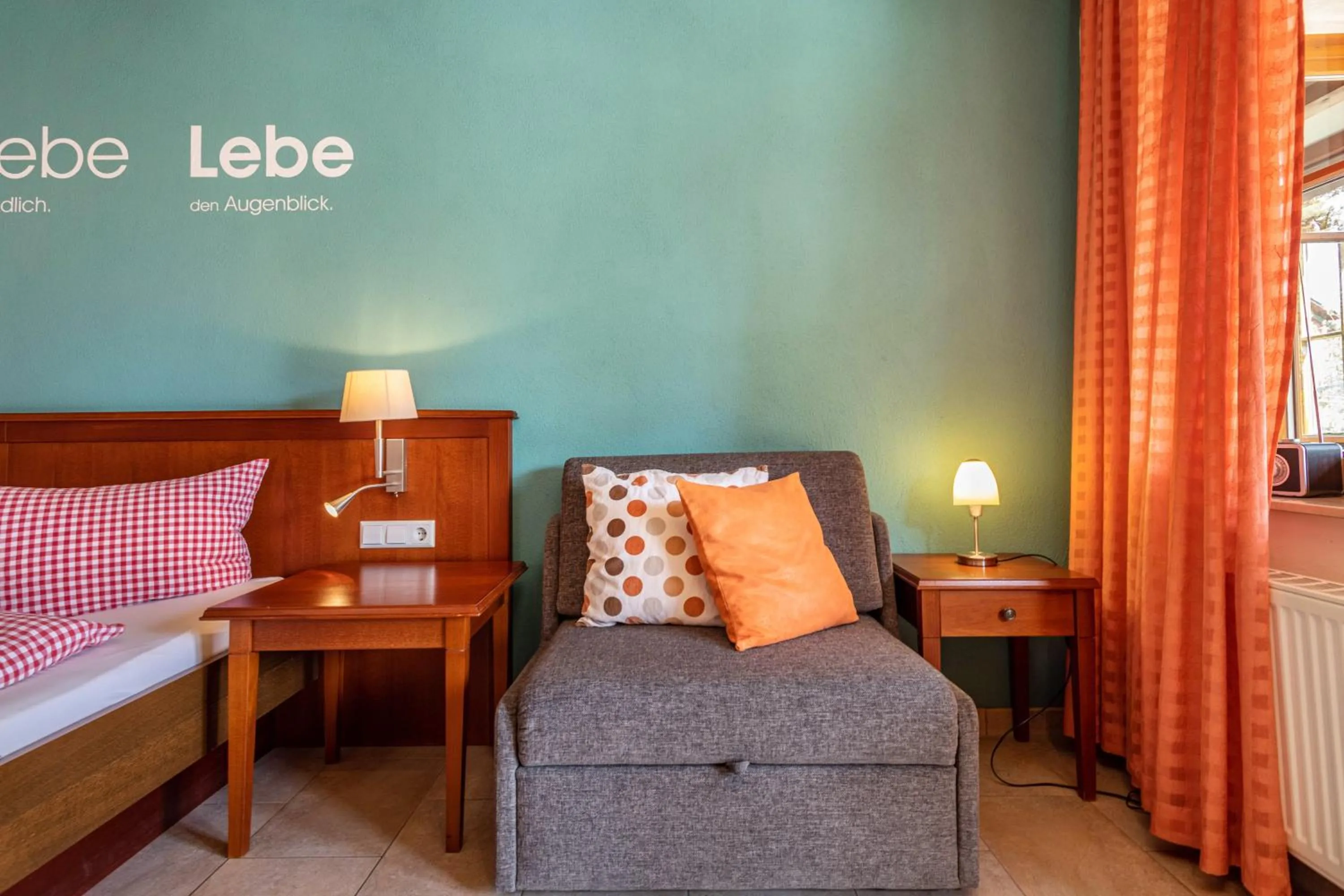 Property building, Bed in Obst- Ferienhof Ragg