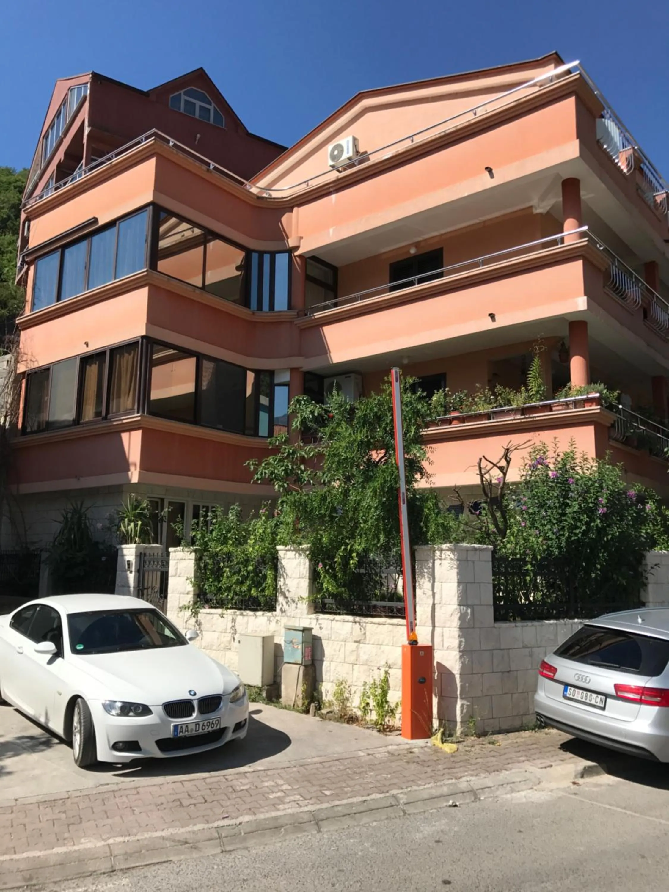Apartments Zvicer - Milica