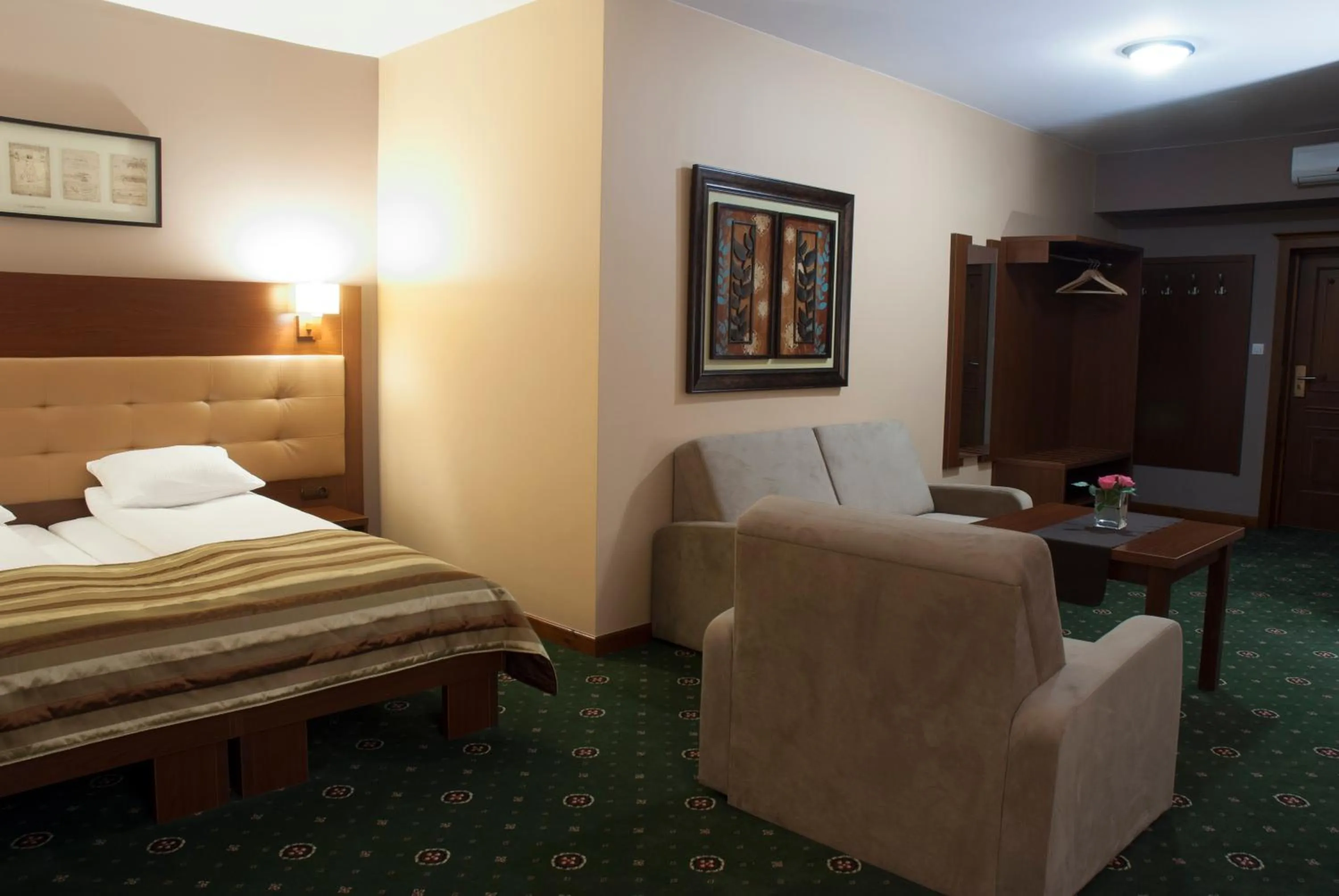 Photo of the whole room, Bed in Hotel Dwór Galicja