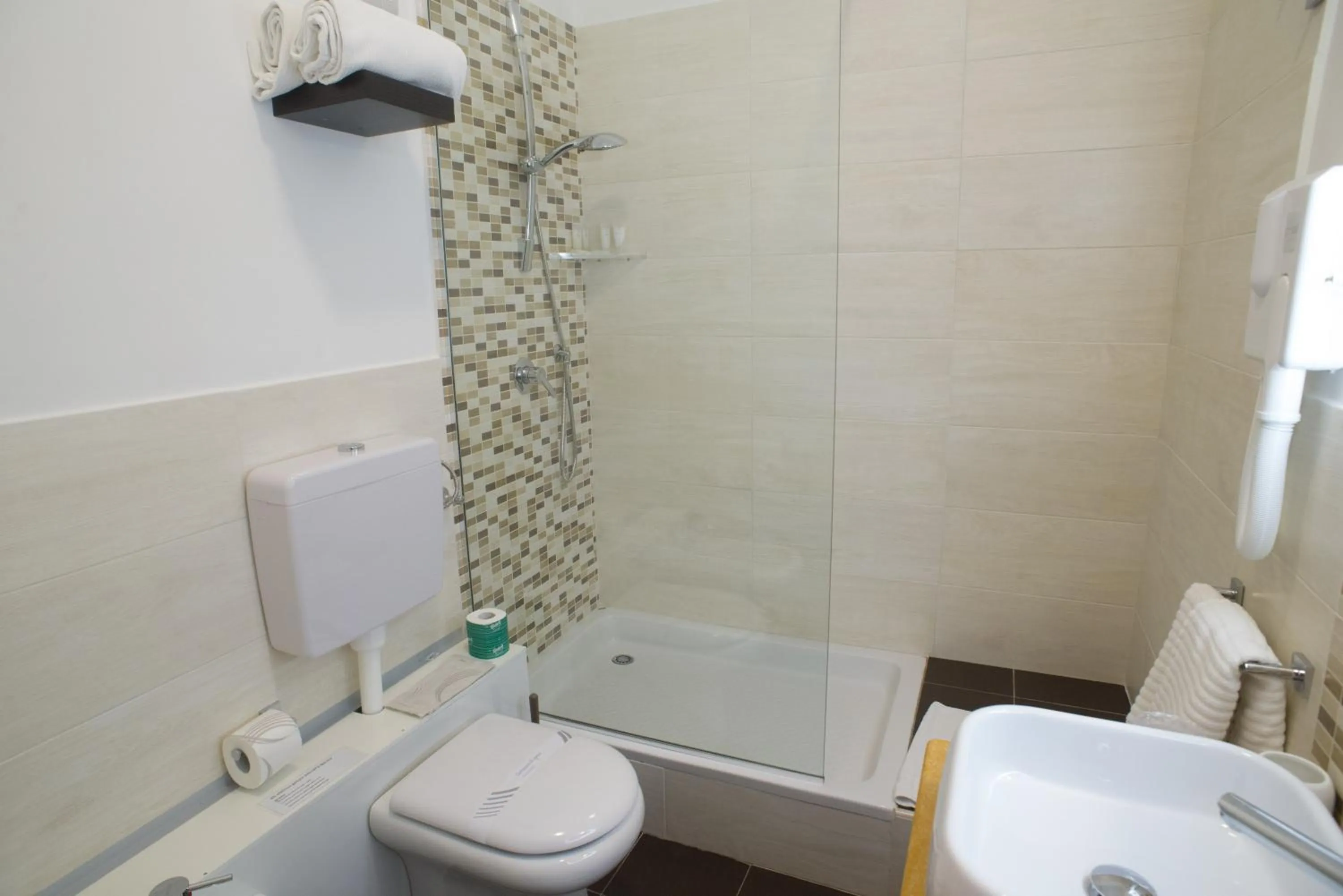 Bathroom in B&B Napolimilionaria Foria 242