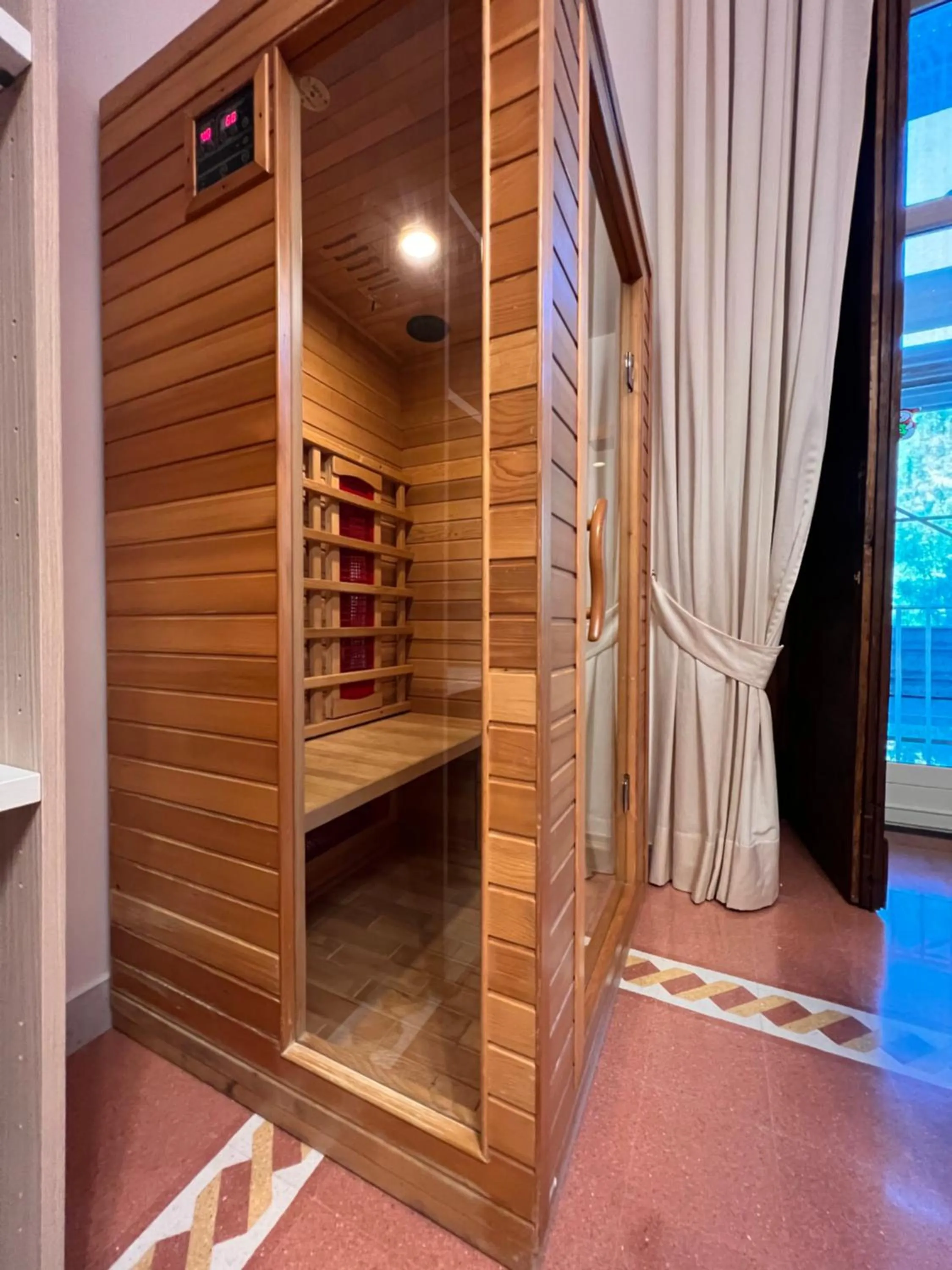 Sauna in B&B Napolimilionaria Foria 242