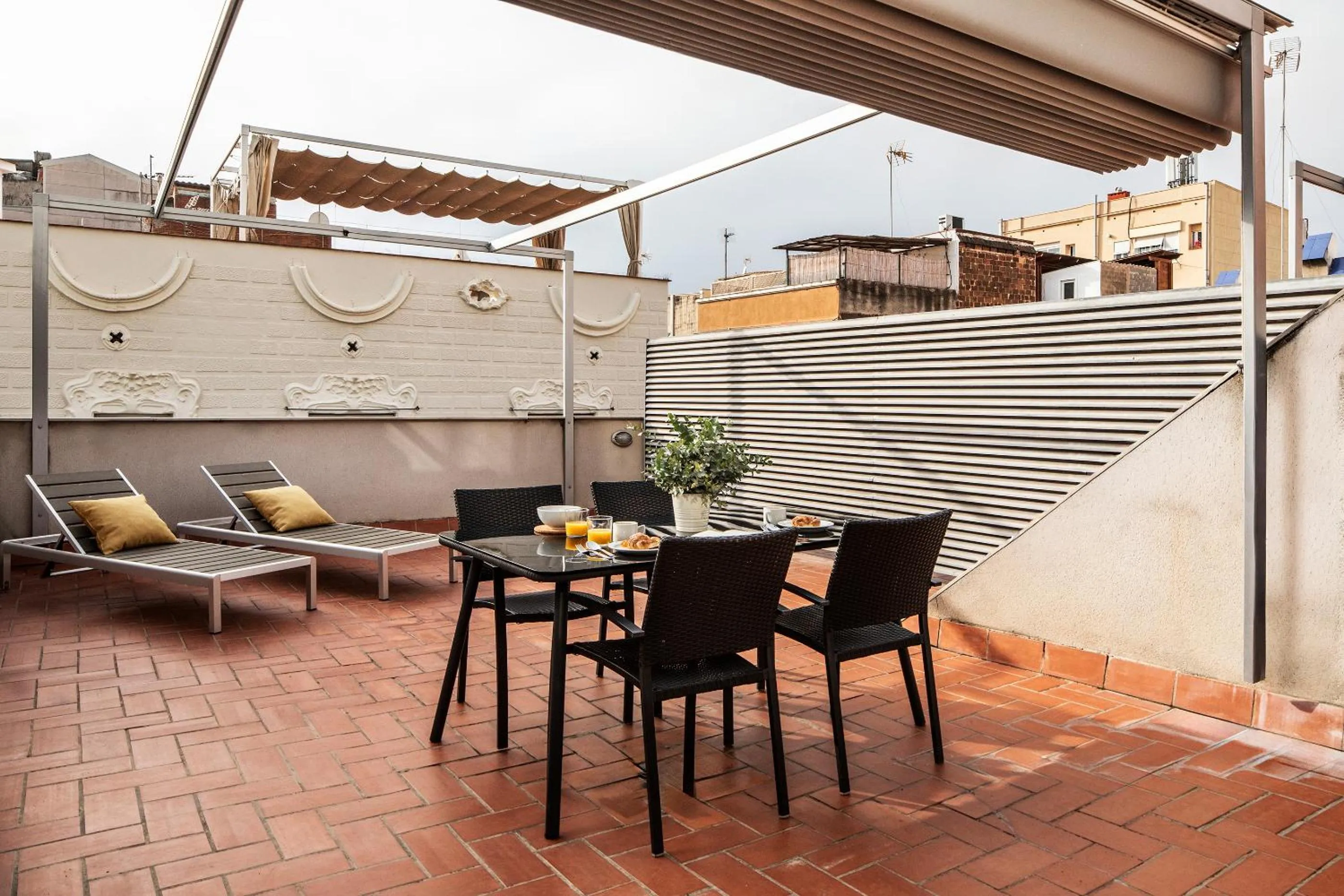 Day in Feelathome Poblenou Beach Apartments