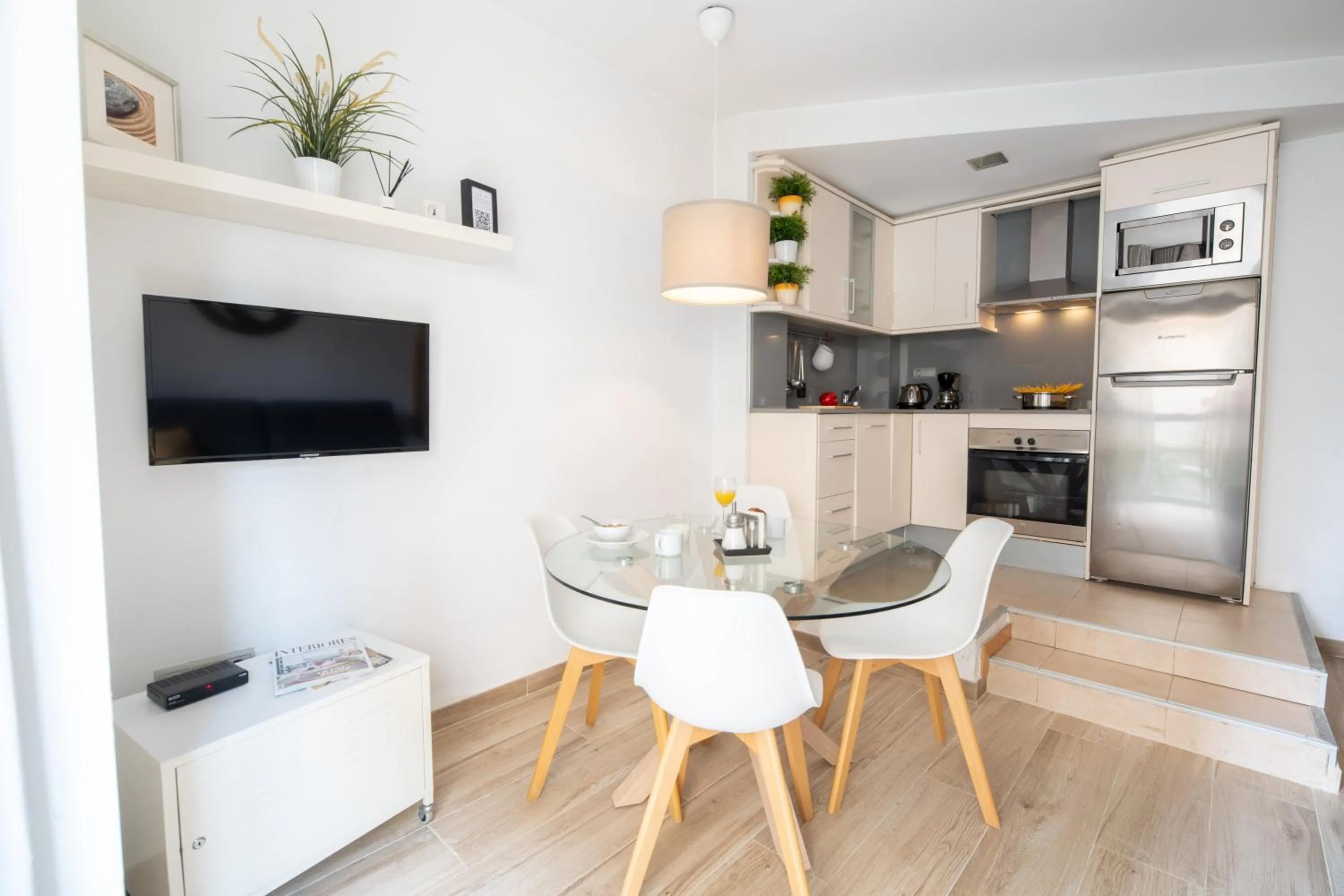 TV and multimedia in Feelathome Poblenou Beach Apartments
