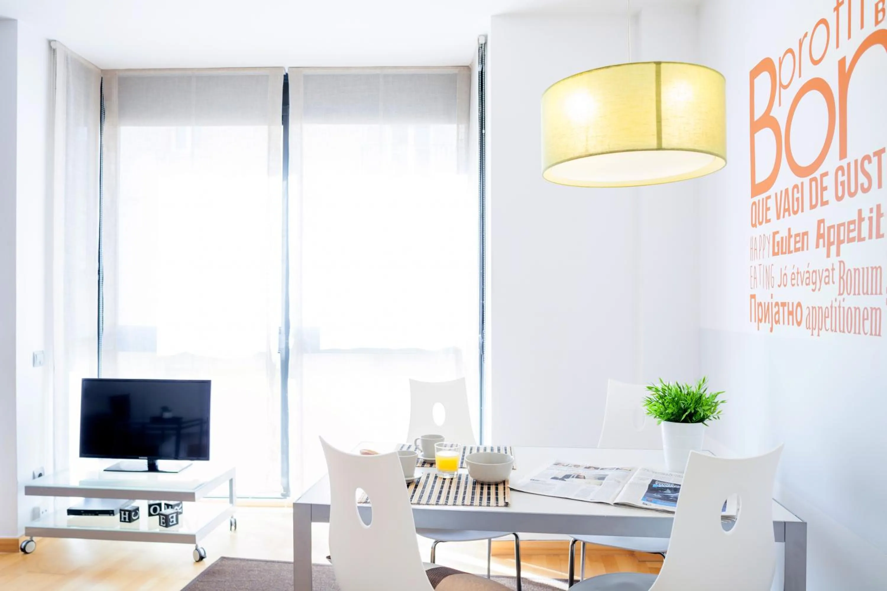 TV and multimedia in Feelathome Poblenou Beach Apartments