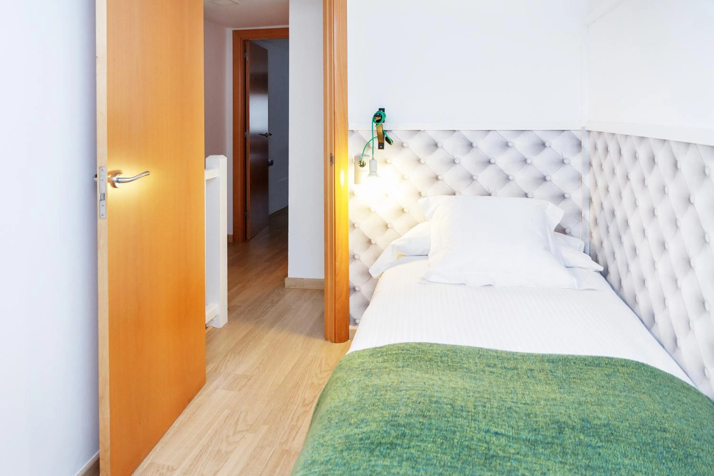 Bed in Feelathome Poblenou Beach Apartments