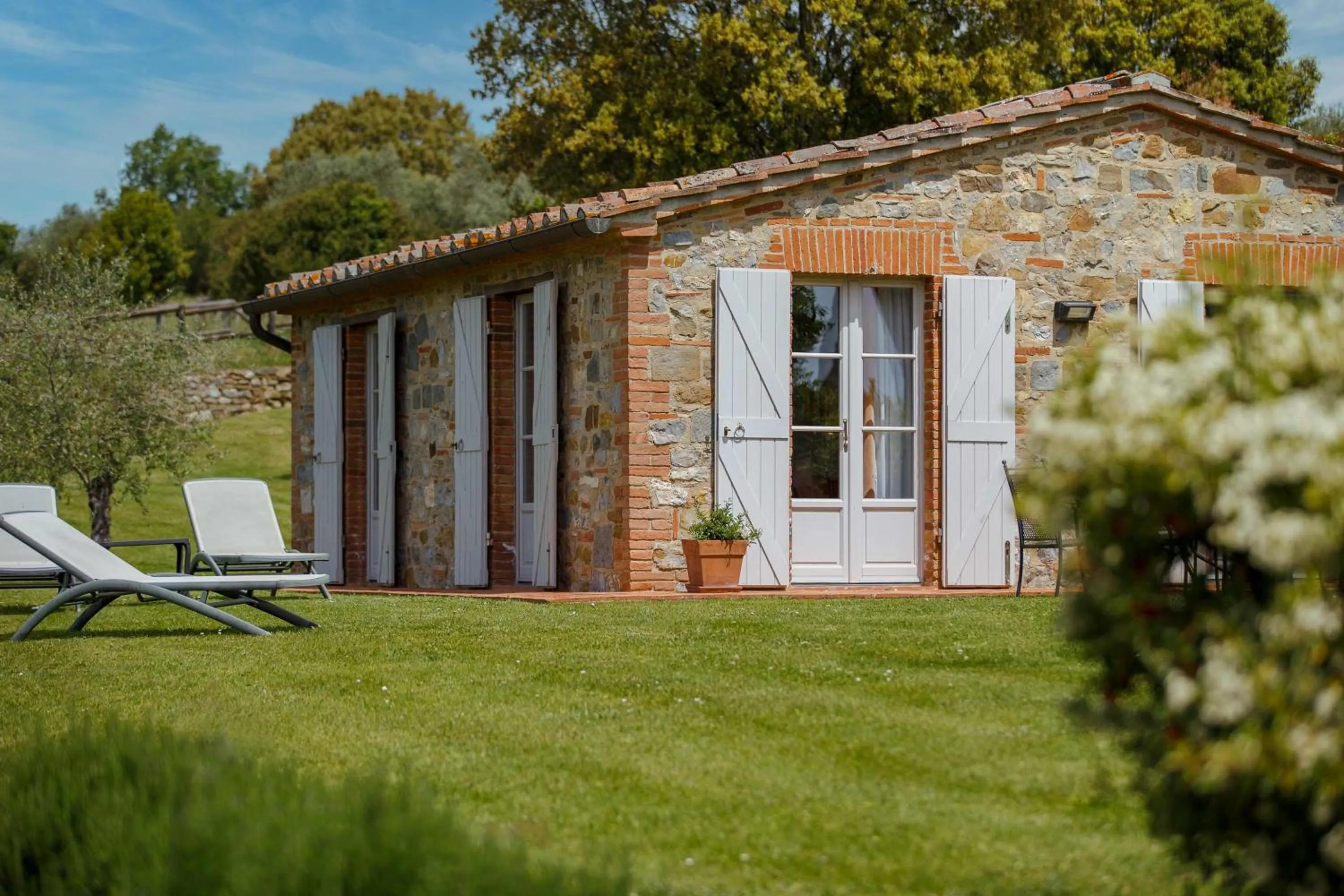 Garden in Borgo Scopeto Wine & Country Relais