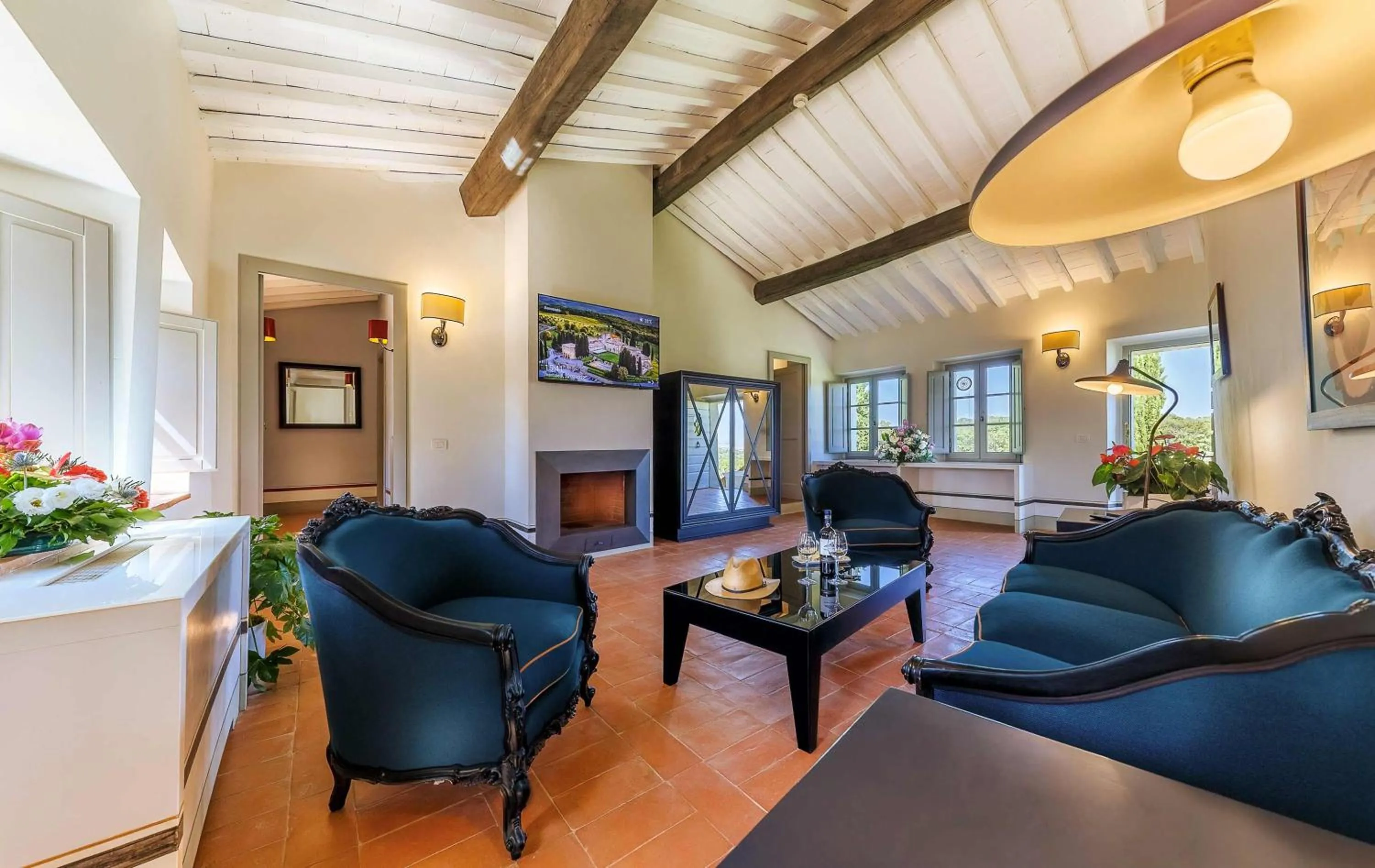 Living room in Borgo Scopeto Wine & Country Relais
