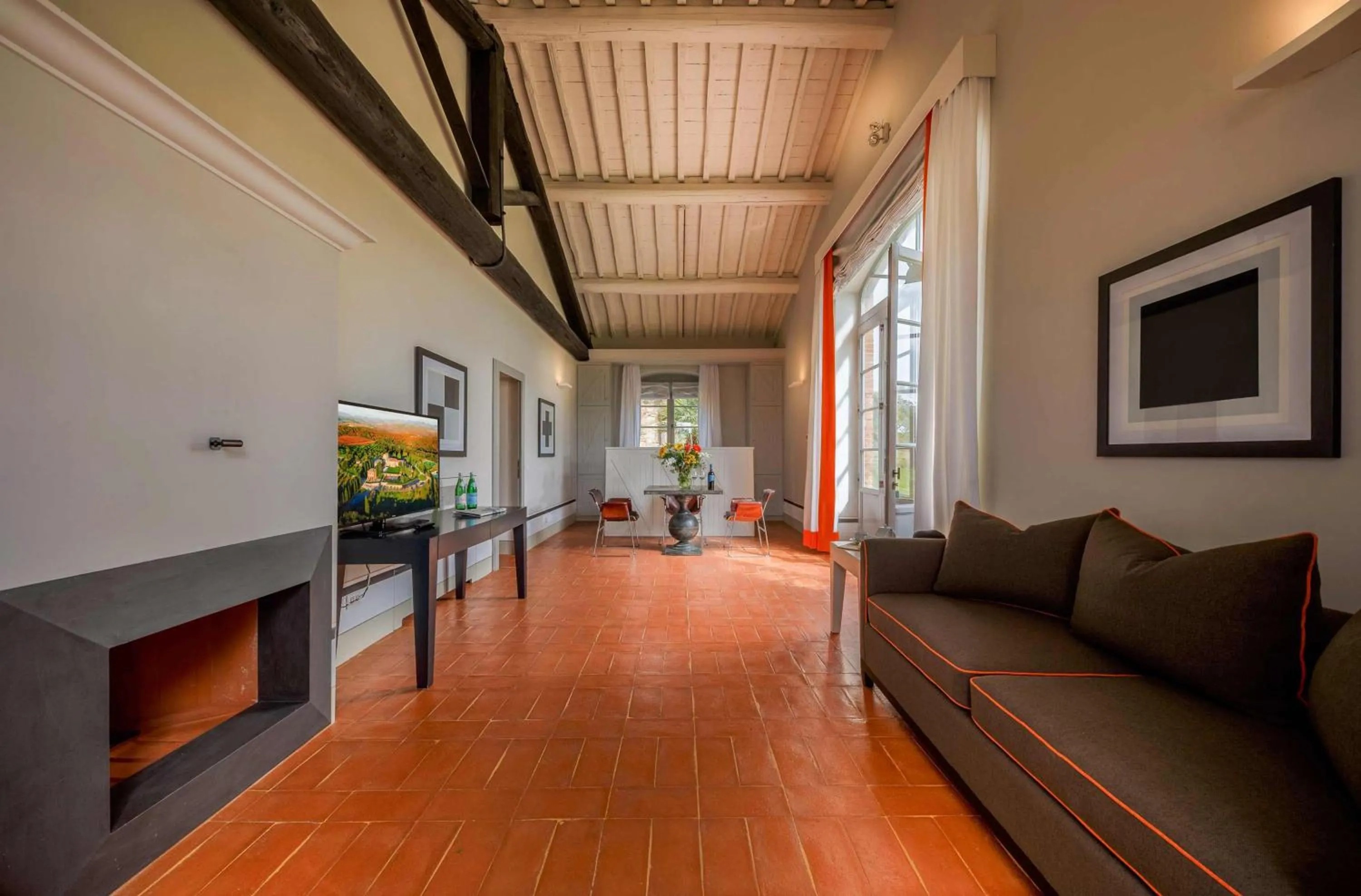Living room in Borgo Scopeto Wine & Country Relais