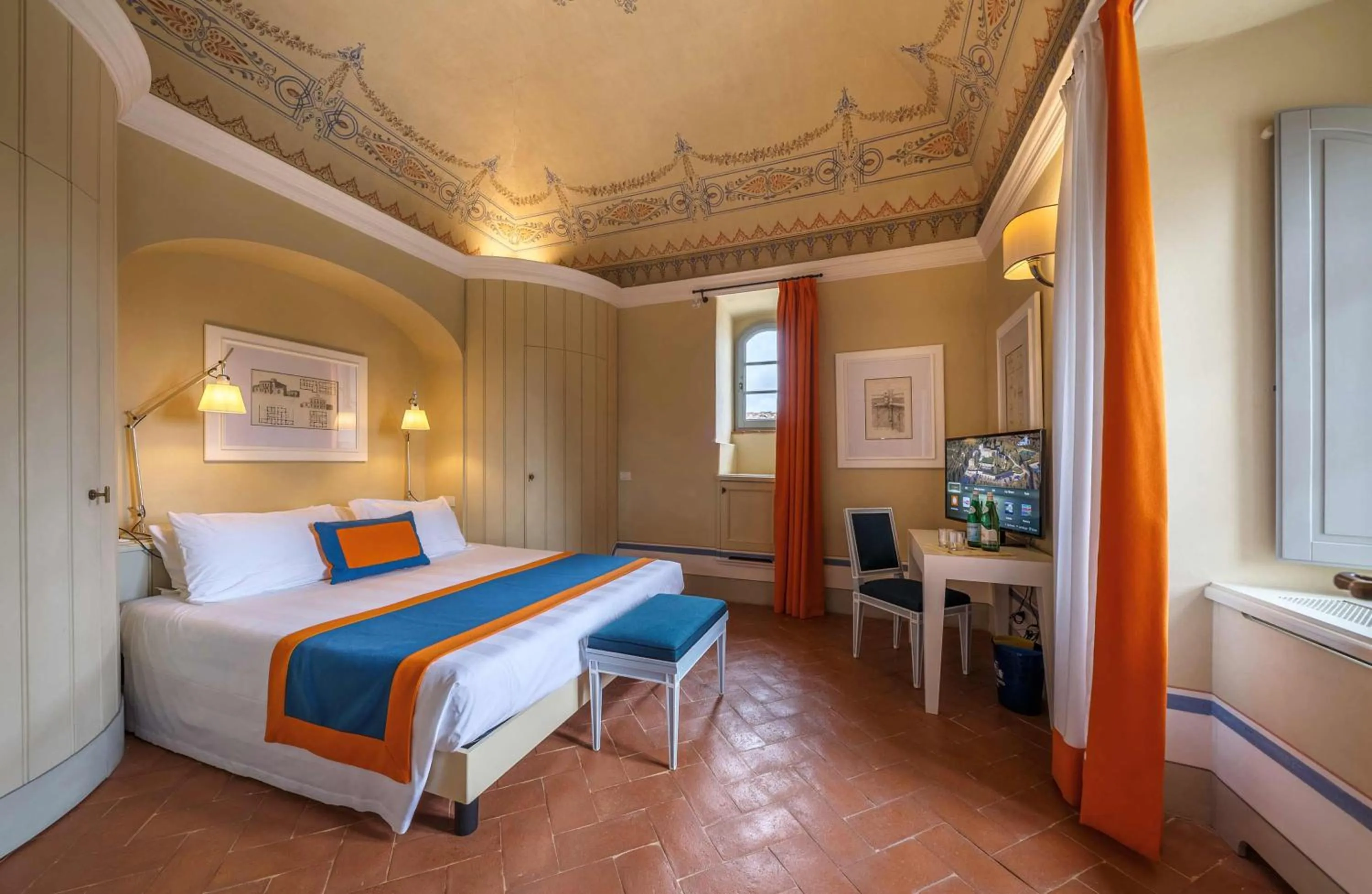 Bed in Borgo Scopeto Wine & Country Relais