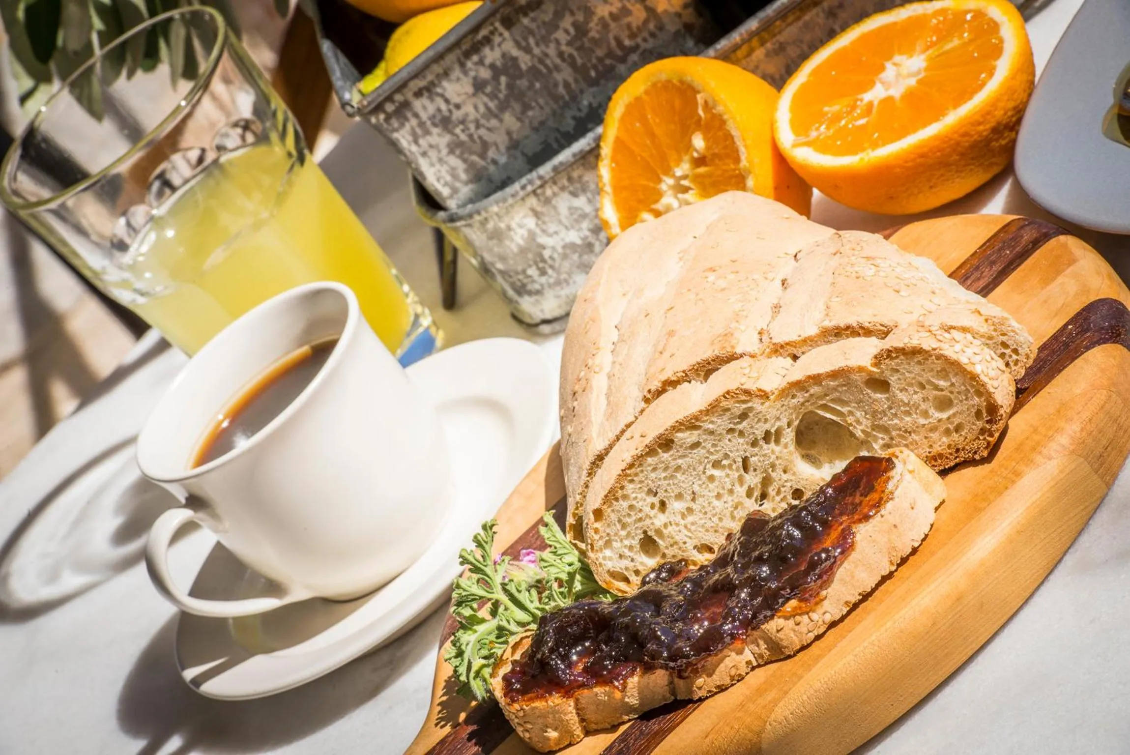 Breakfast in The Olive Yard