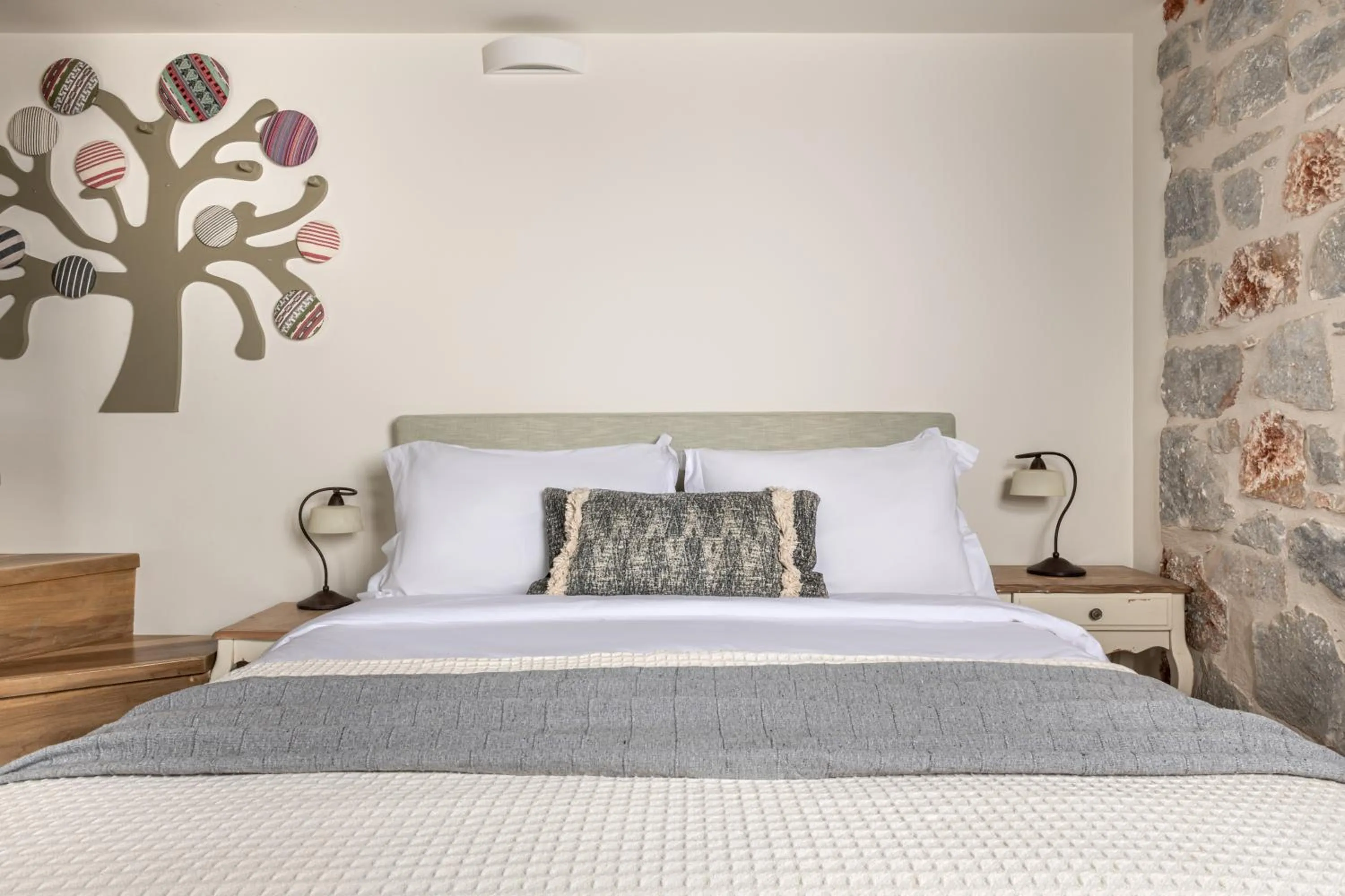 Photo of the whole room, Bed in The Olive Yard