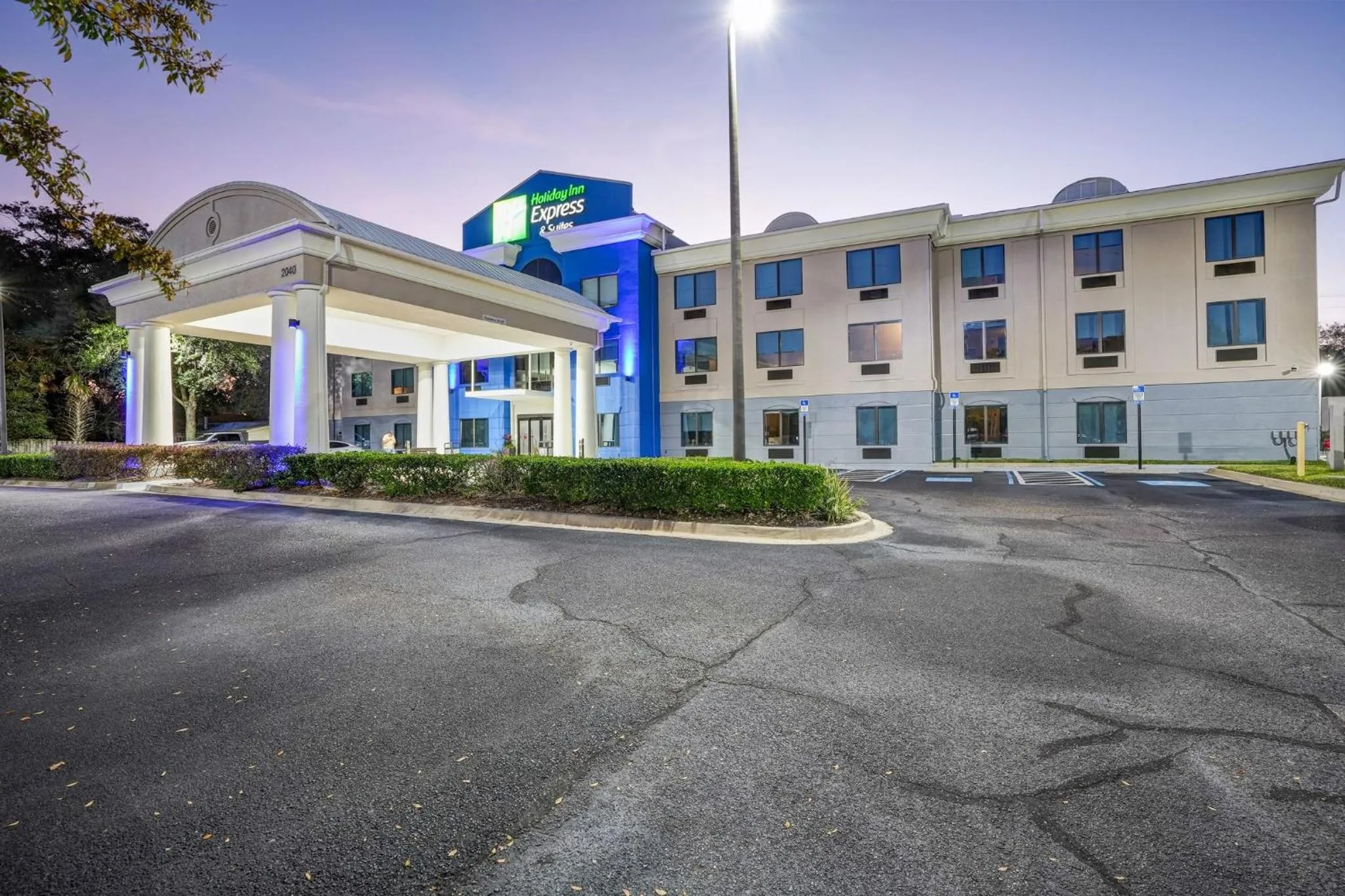 Property building in Holiday Inn Express & Suites Jacksonville - Atlantic Beach by IHG