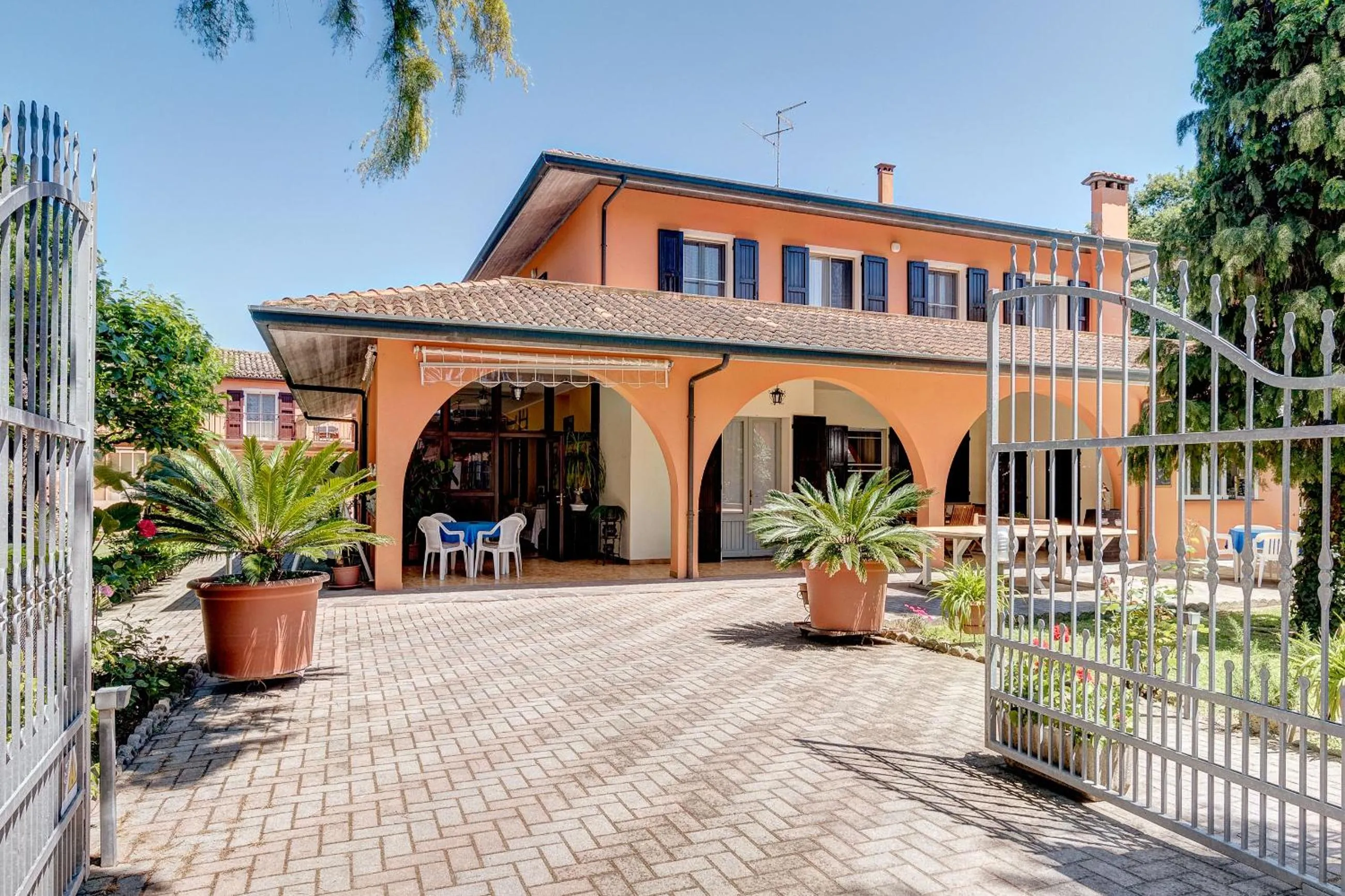 Facade/entrance in Agriturismo I Portici