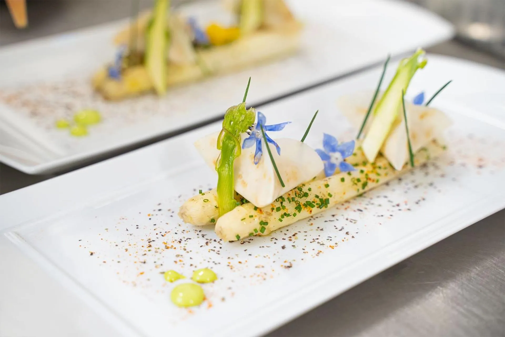 Restaurant/places to eat in Château De Noirieux