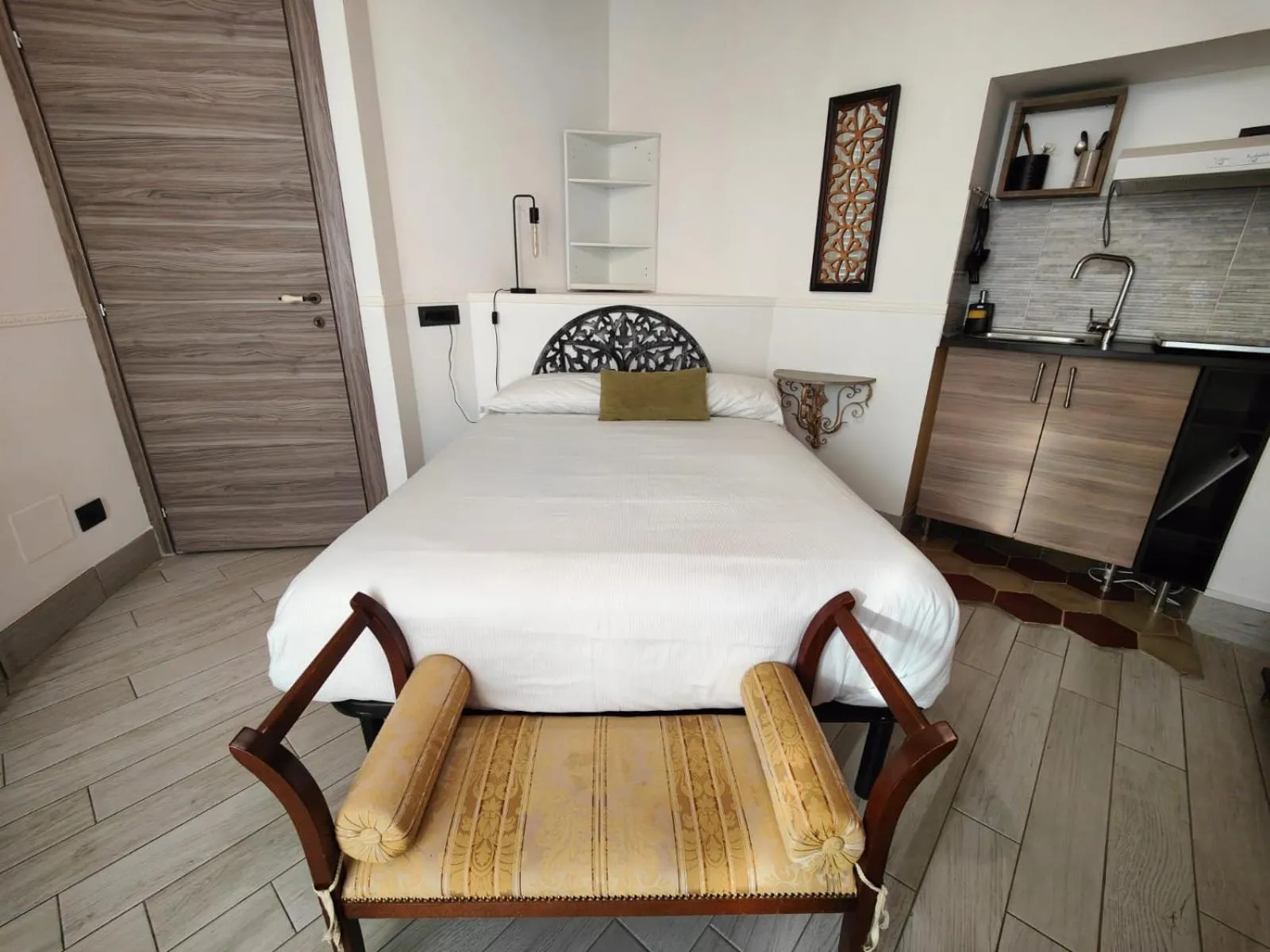 Bedroom in Aparthotel Dei Mercanti