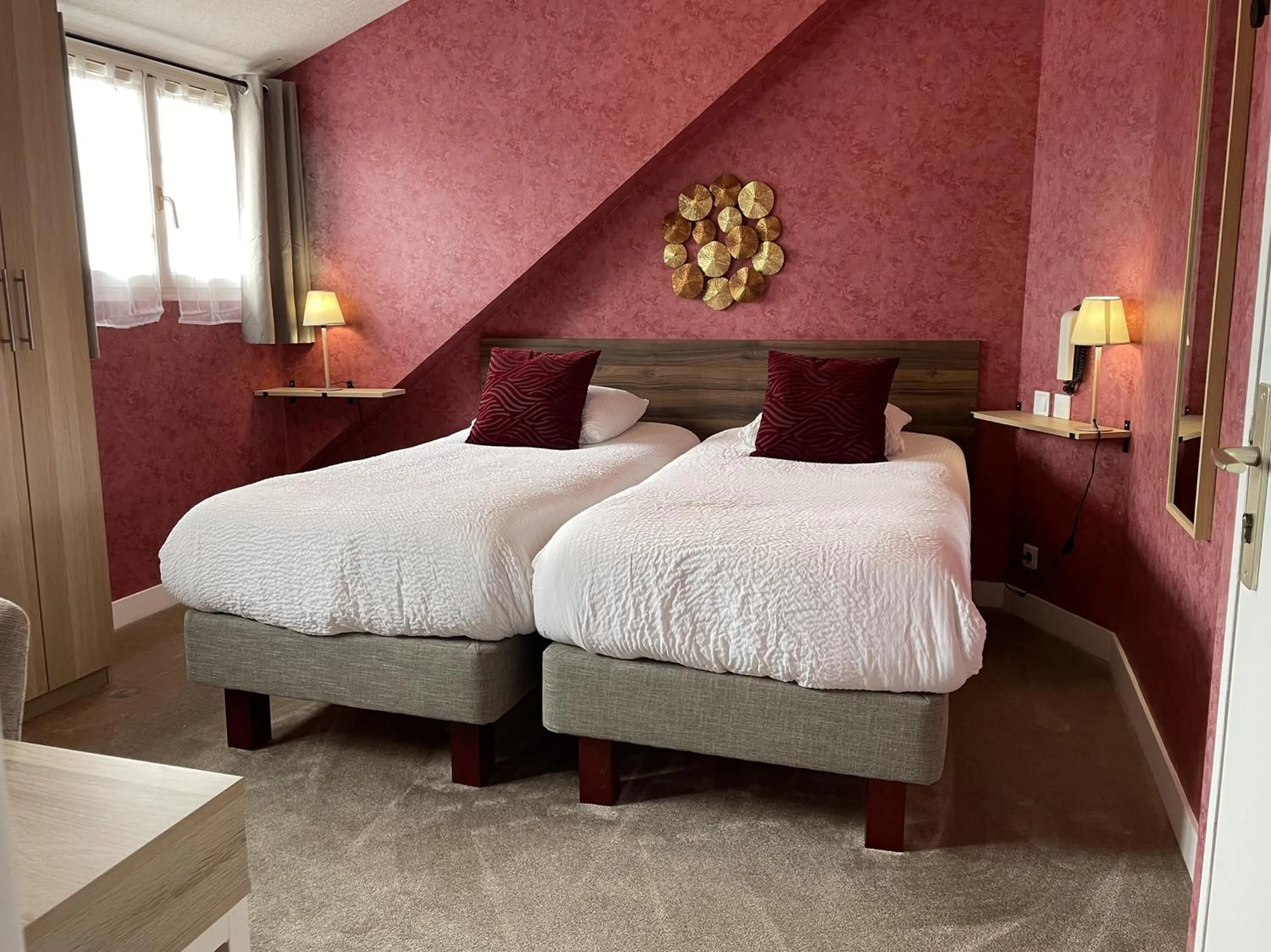 Bedroom, Bed in Logis Hôtel Le Saint Florent