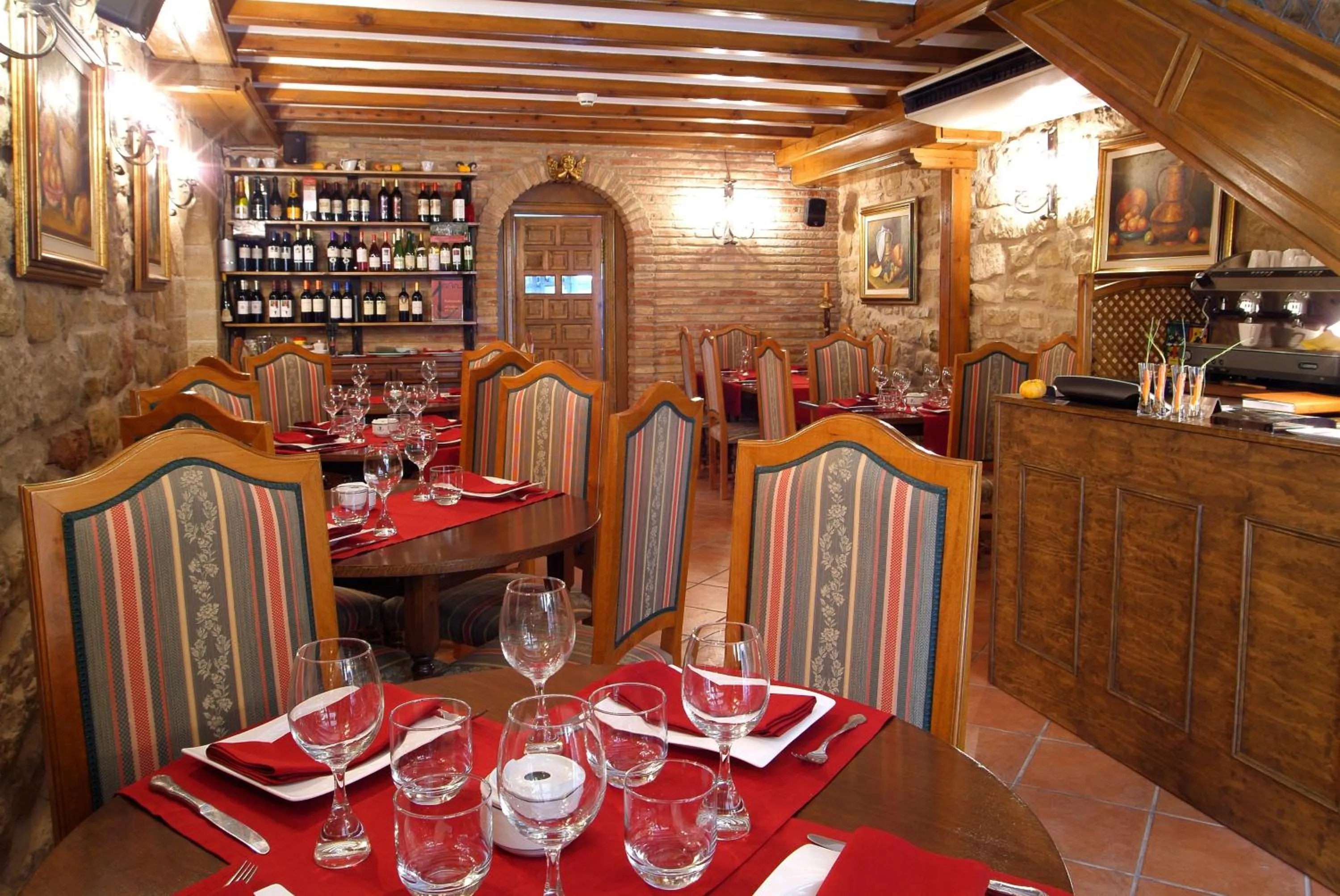 Restaurant/places to eat in Hotel Merindad de Olite