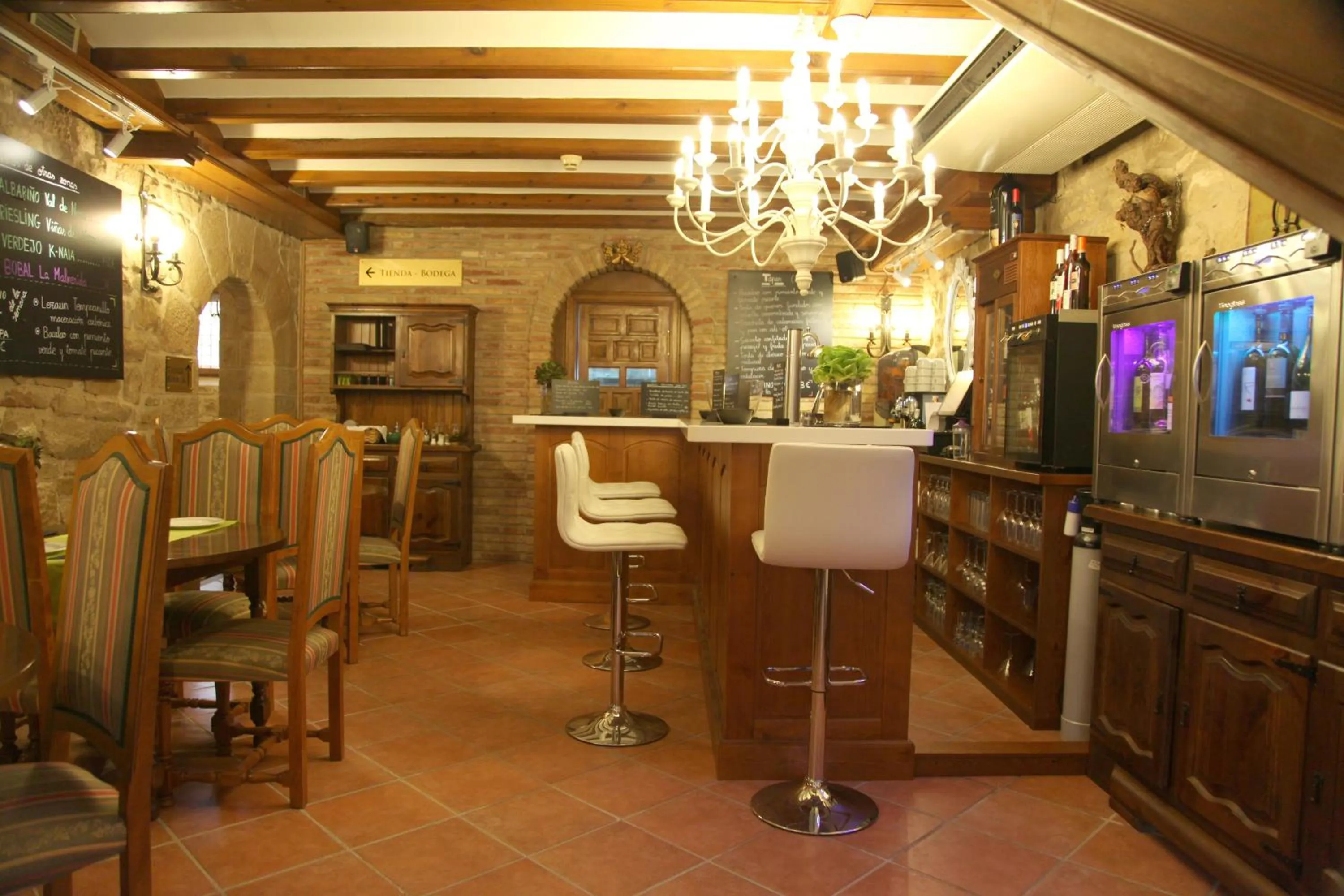 Lounge or bar in Hotel Merindad de Olite