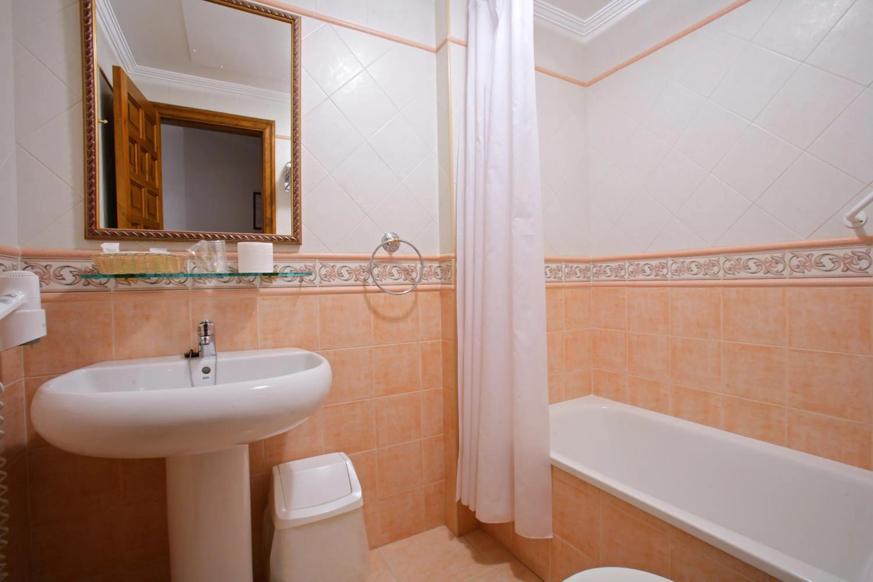 Bathroom in Hotel Merindad de Olite