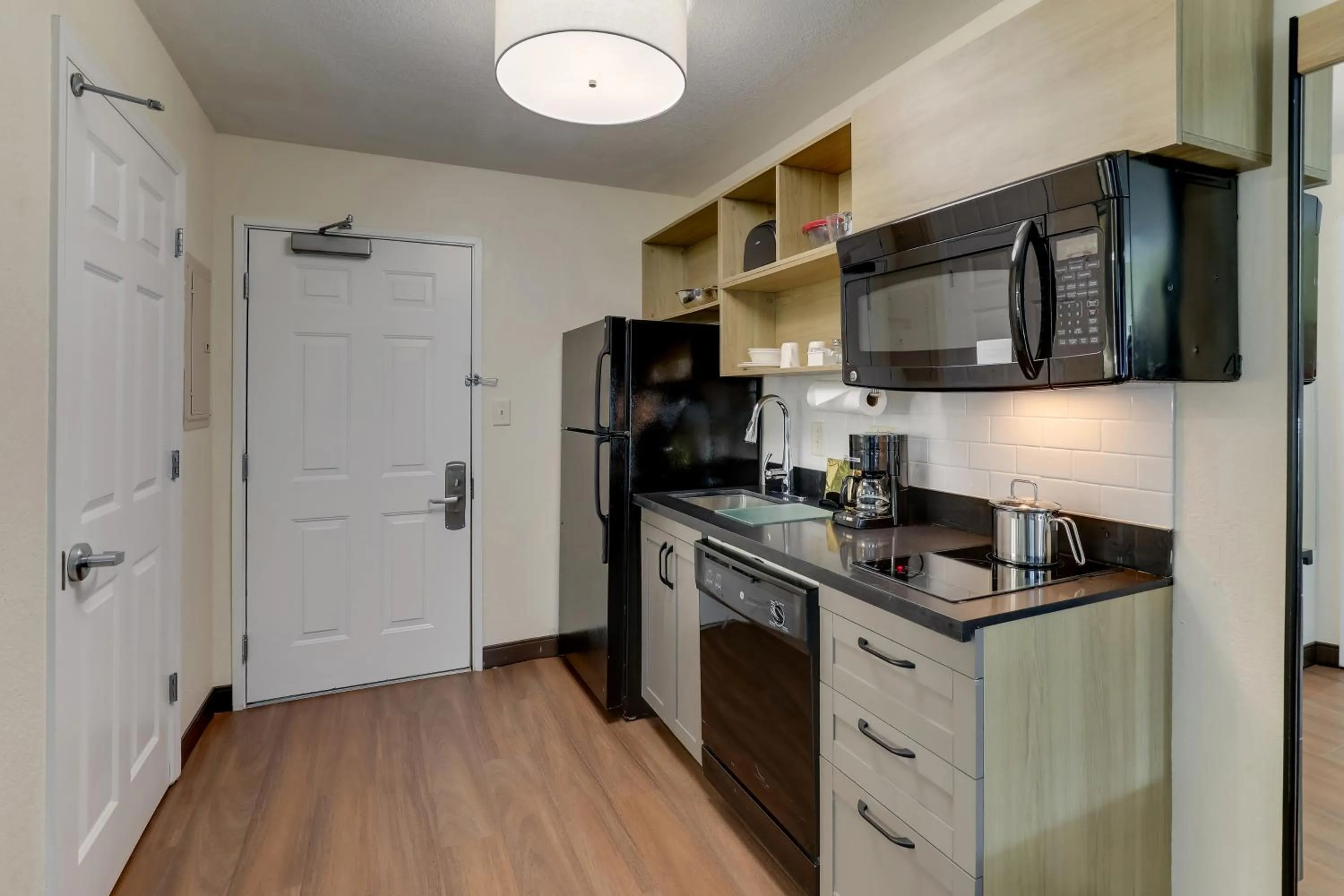 Candlewood Suites Lexington by IHG