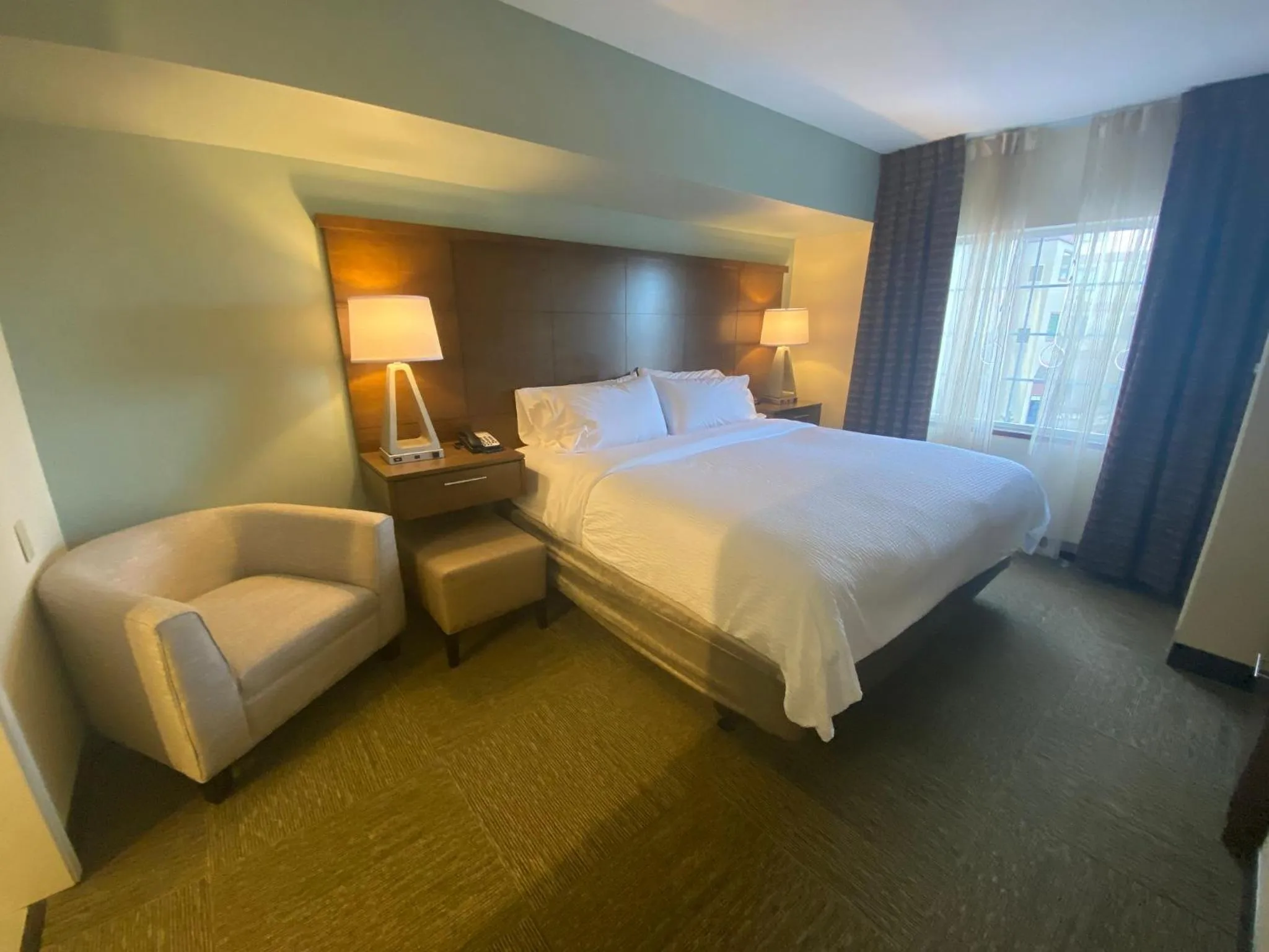 Photo of the whole room, Bed in Staybridge Suites Great Falls by IHG