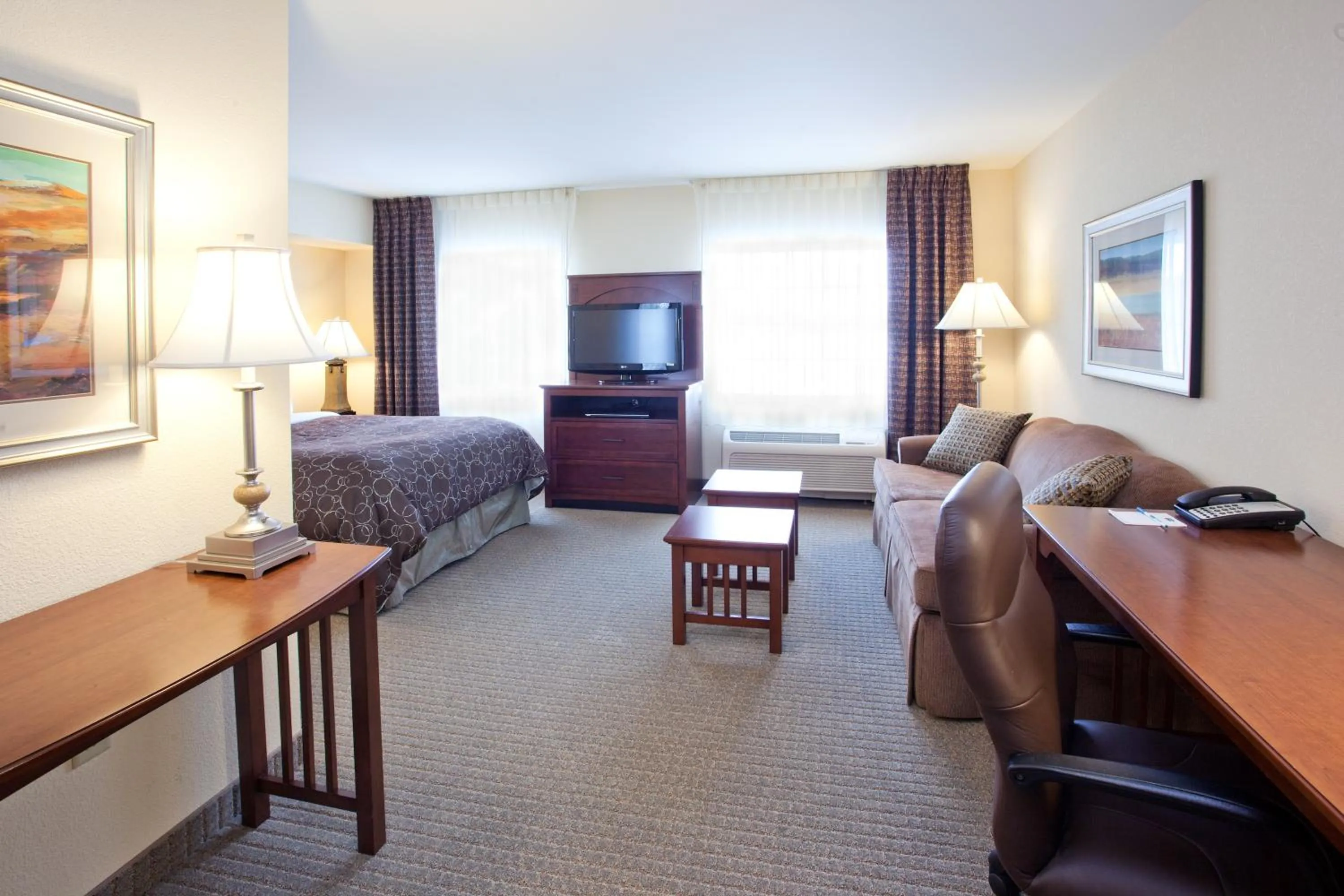 Photo of the whole room, Bed in Staybridge Suites Great Falls by IHG