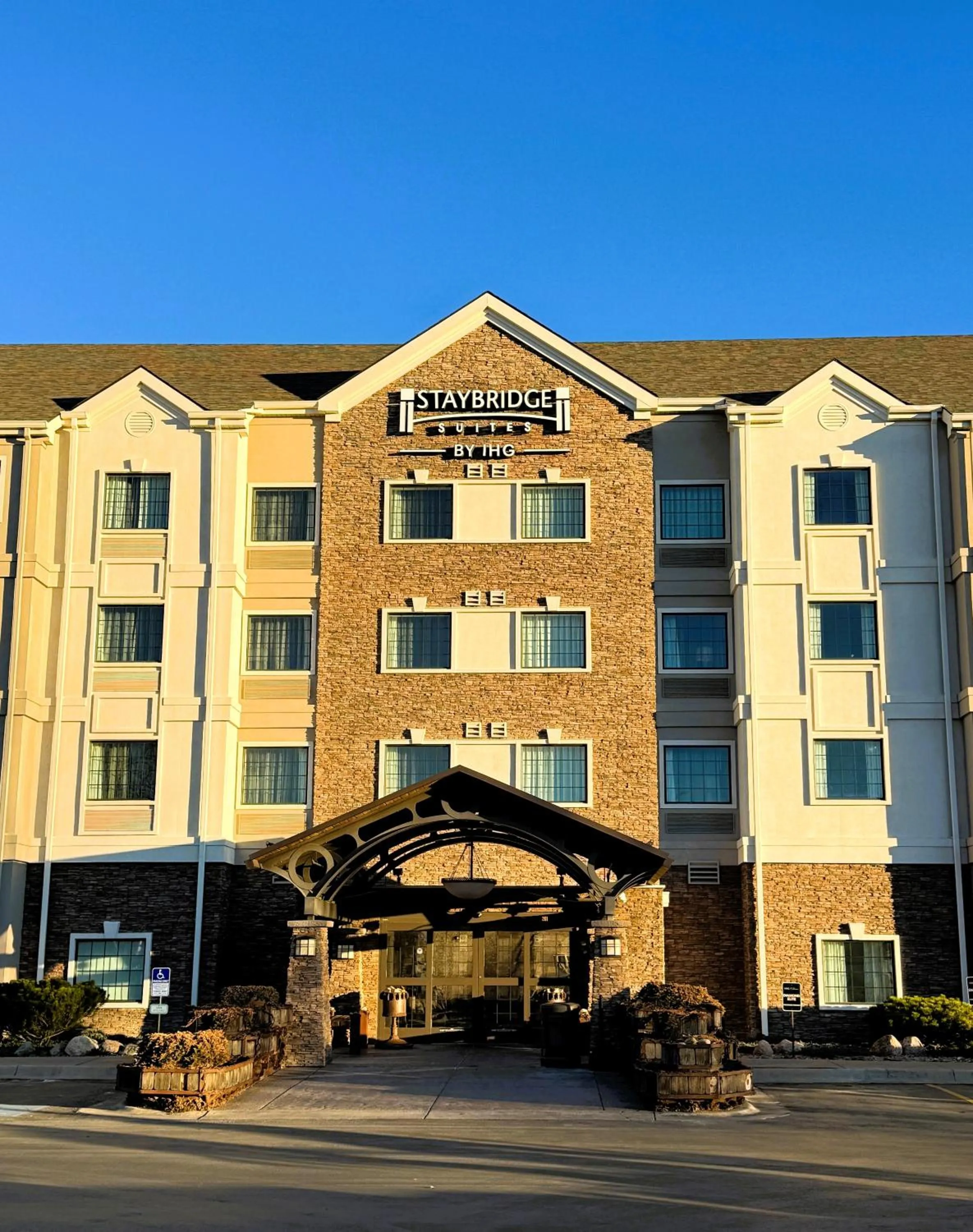 Property building in Staybridge Suites Great Falls by IHG
