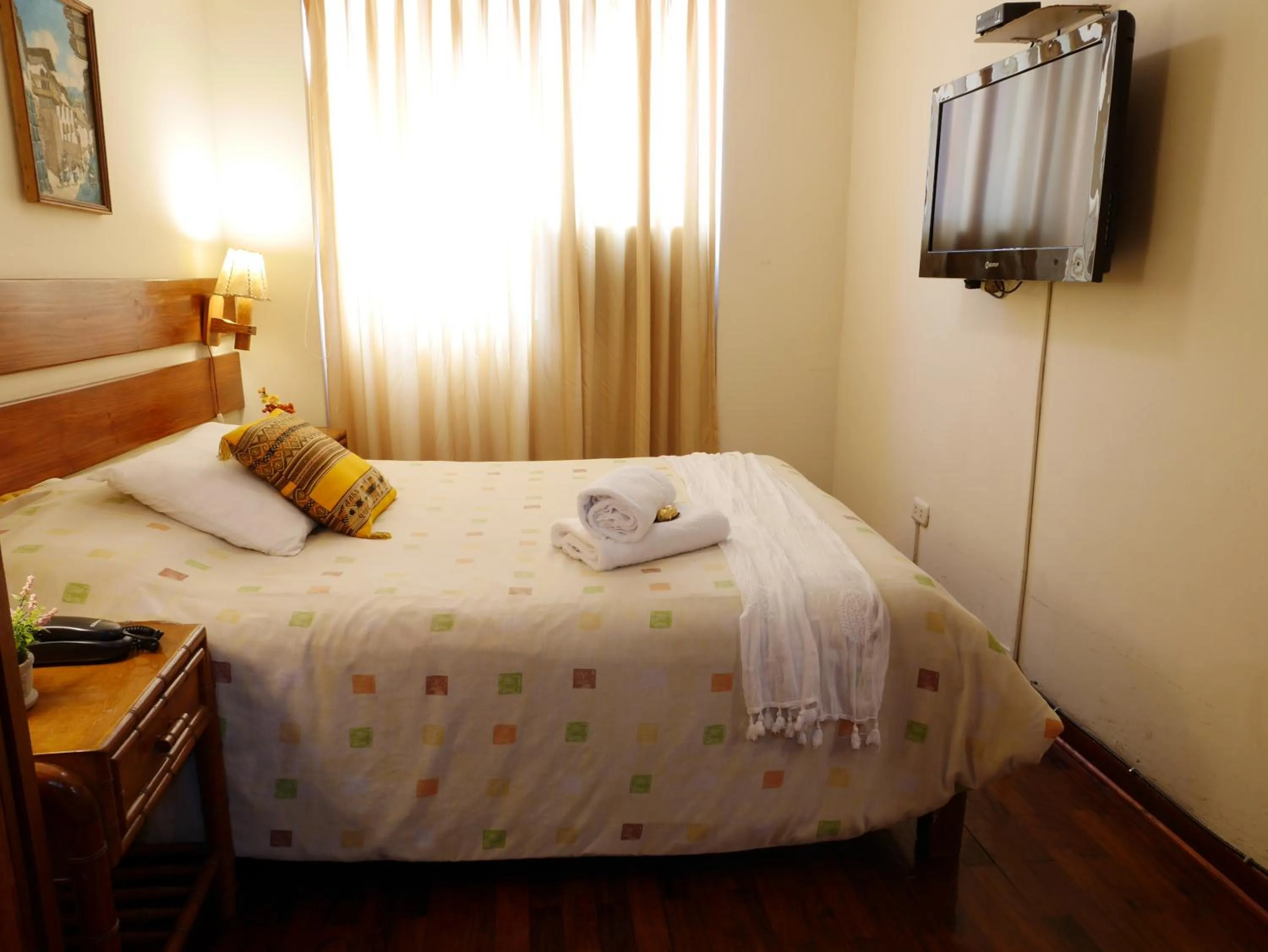 TV and multimedia, Bed in Suite Service Apart Hotel