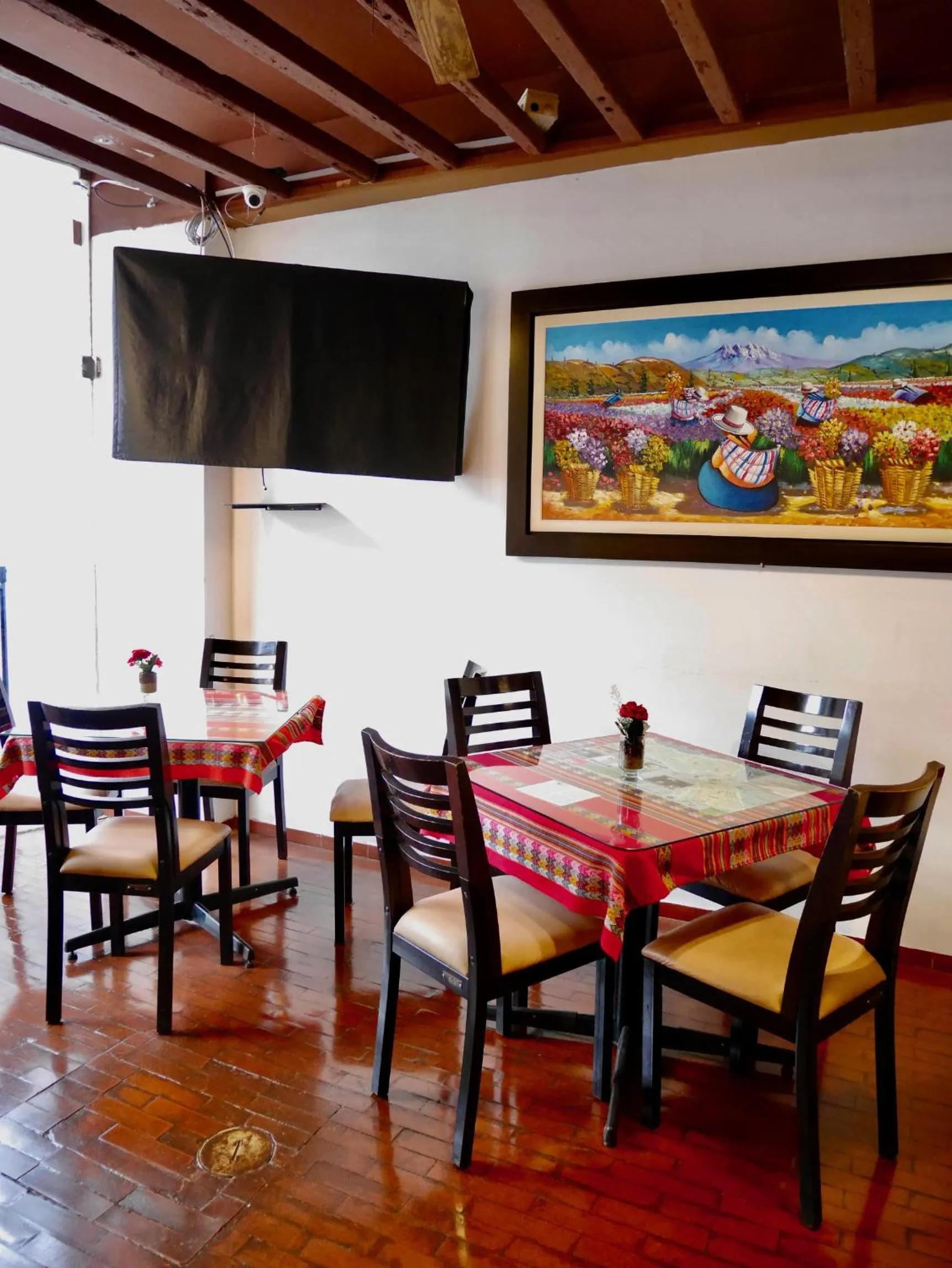 Breakfast in Suite Service Apart Hotel