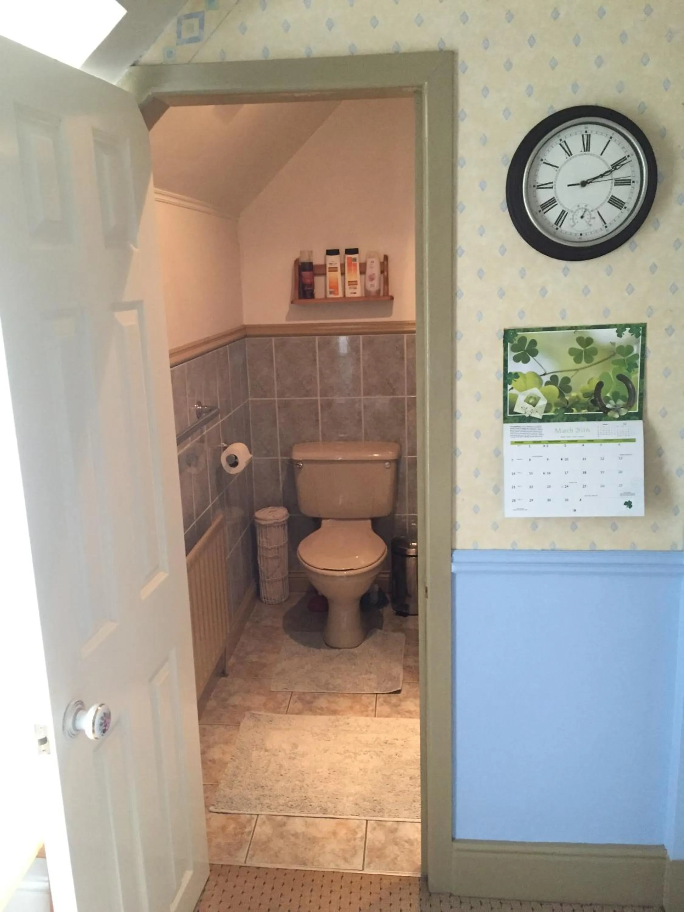 Bathroom in The Glen Farmhouse