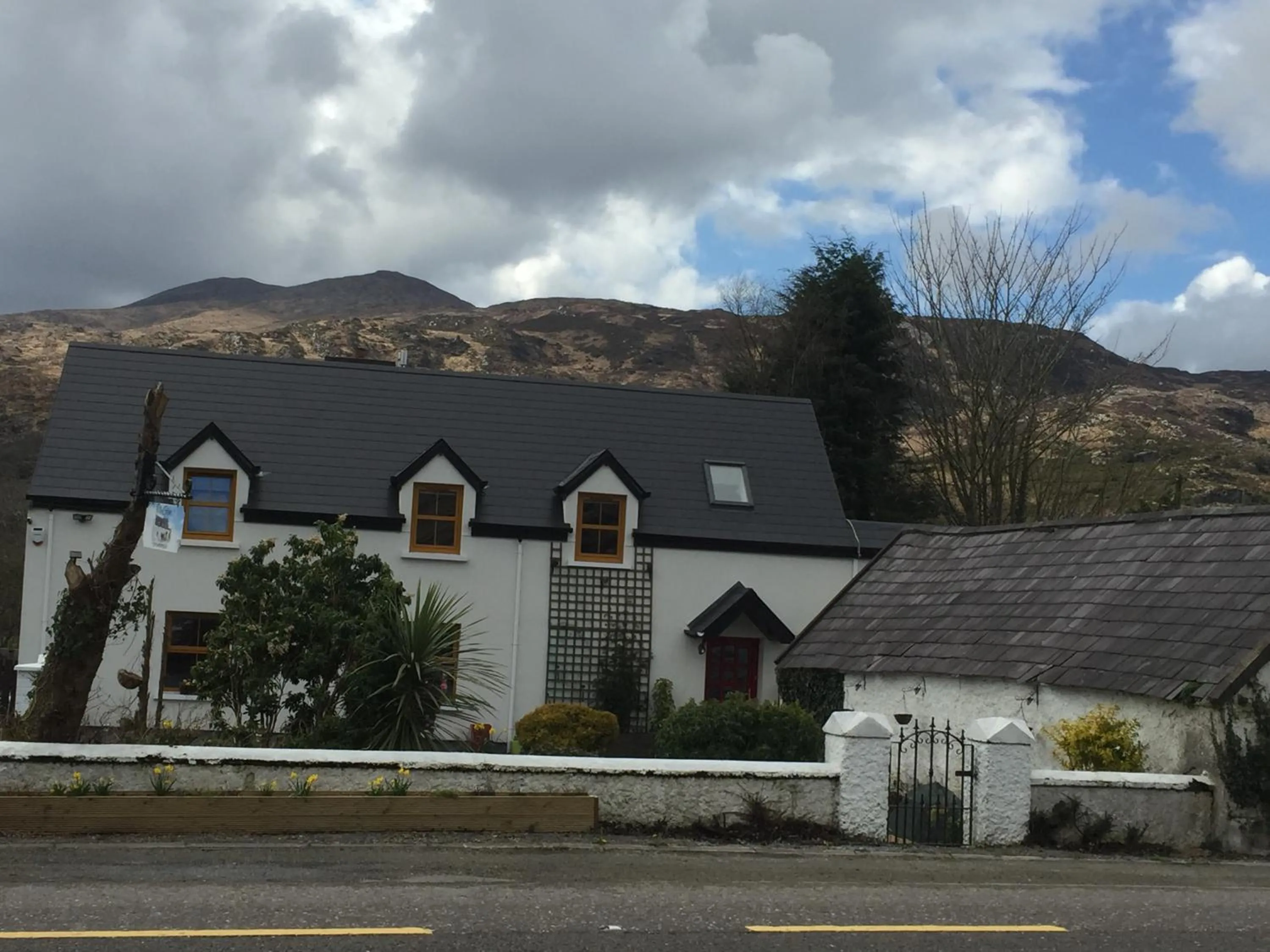 Facade/entrance in The Glen Farmhouse