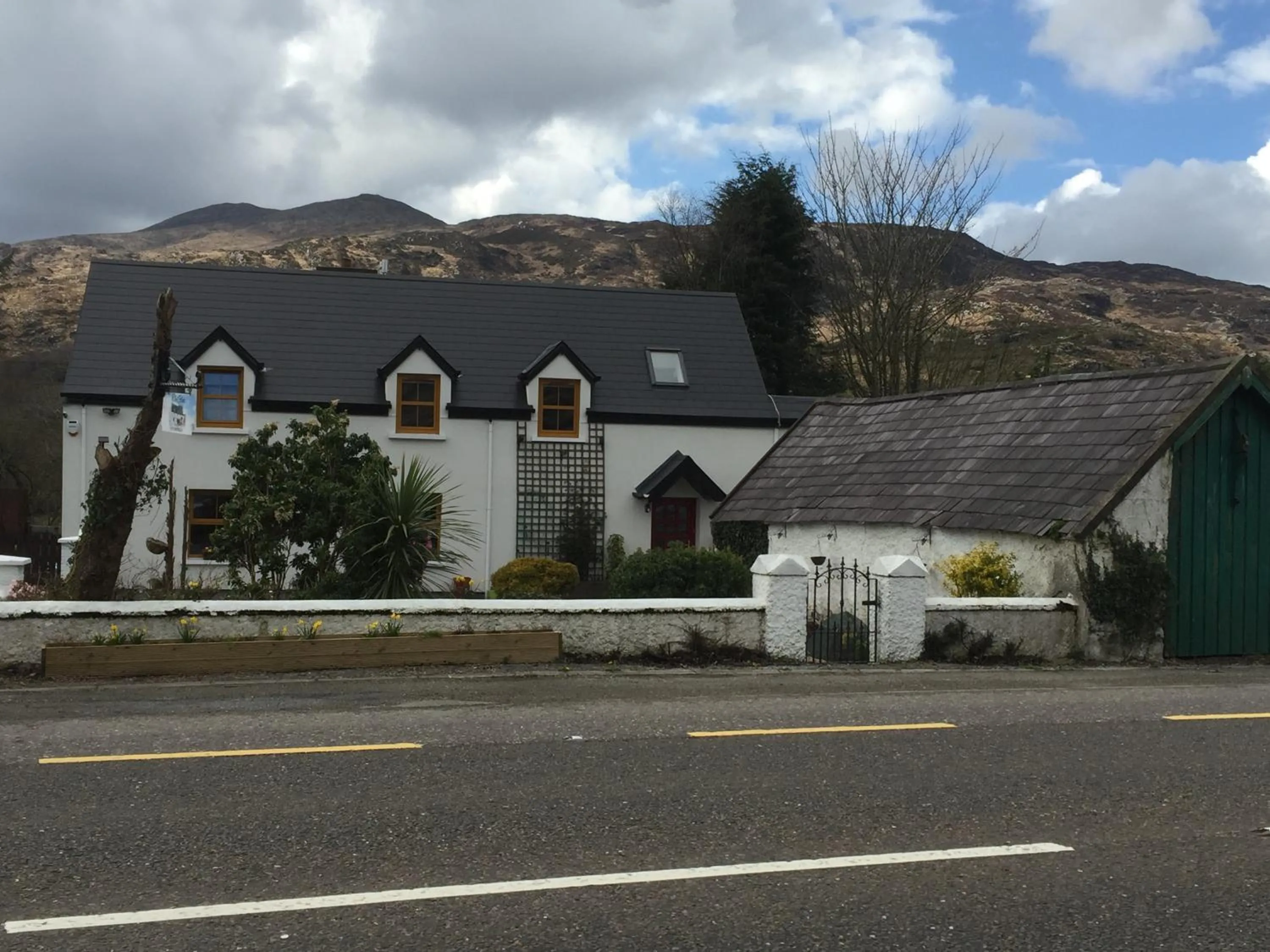 Facade/entrance in The Glen Farmhouse