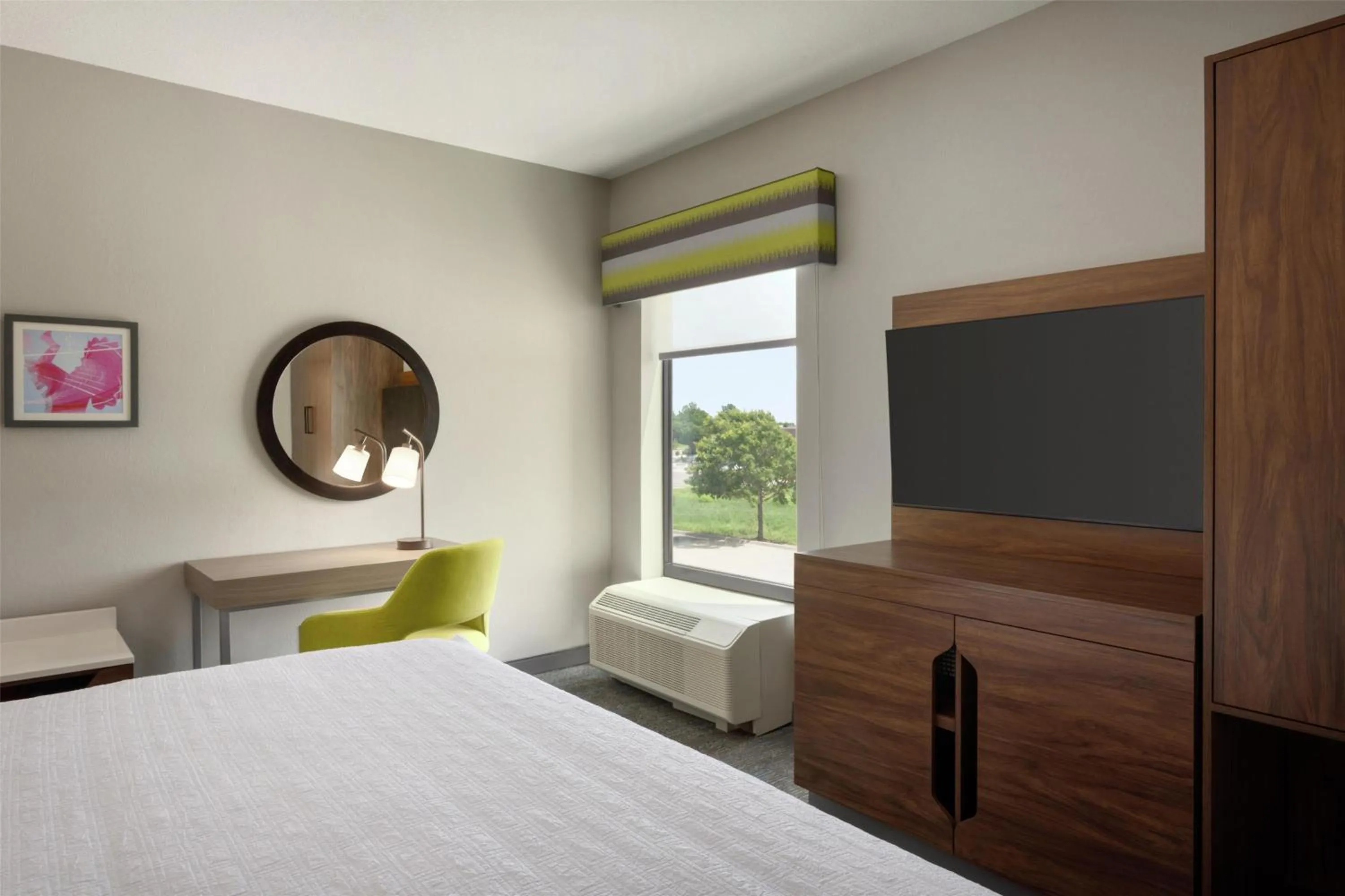 Bed in Hampton Inn Derby-Wichita Southeast