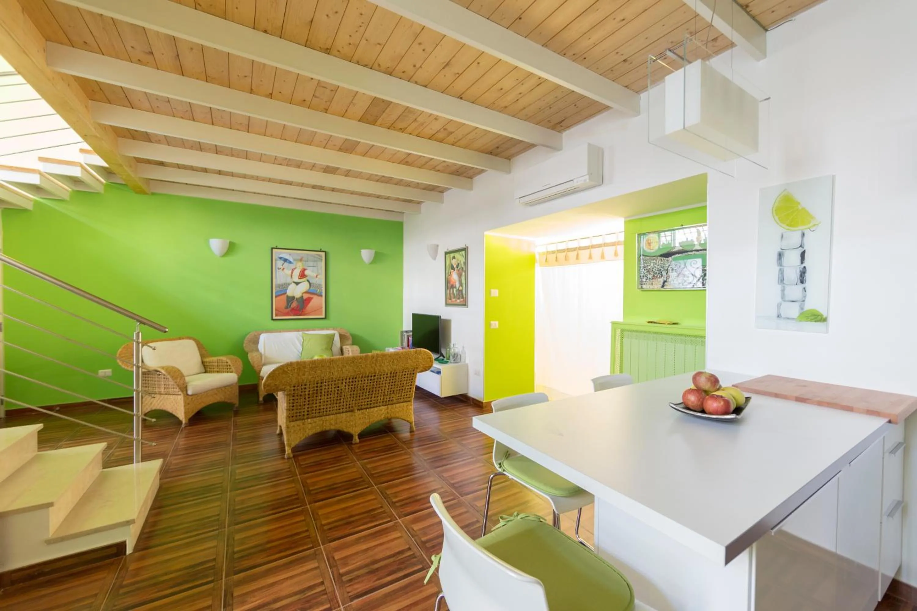 Dining area in Aristovascio