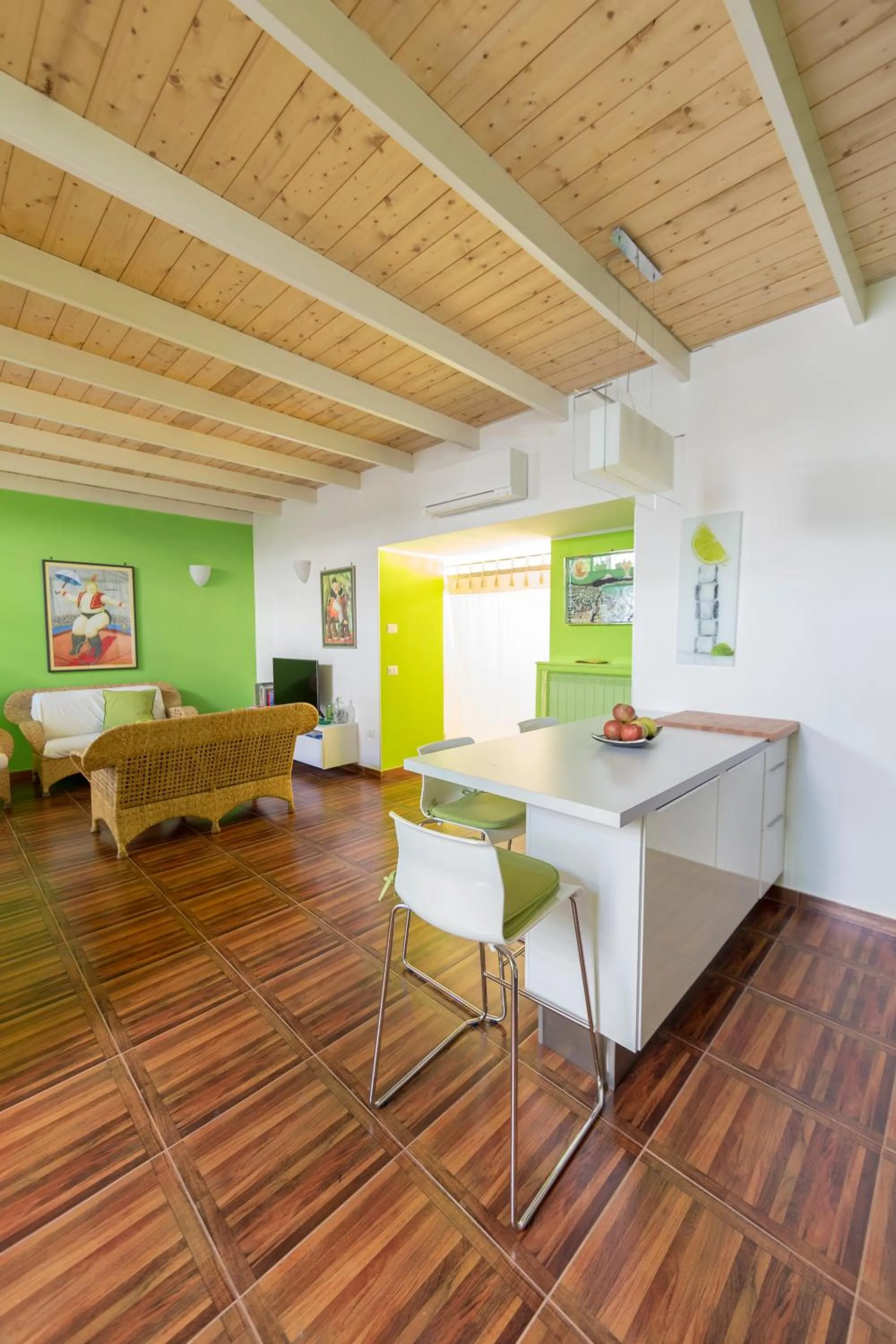 Dining area in Aristovascio